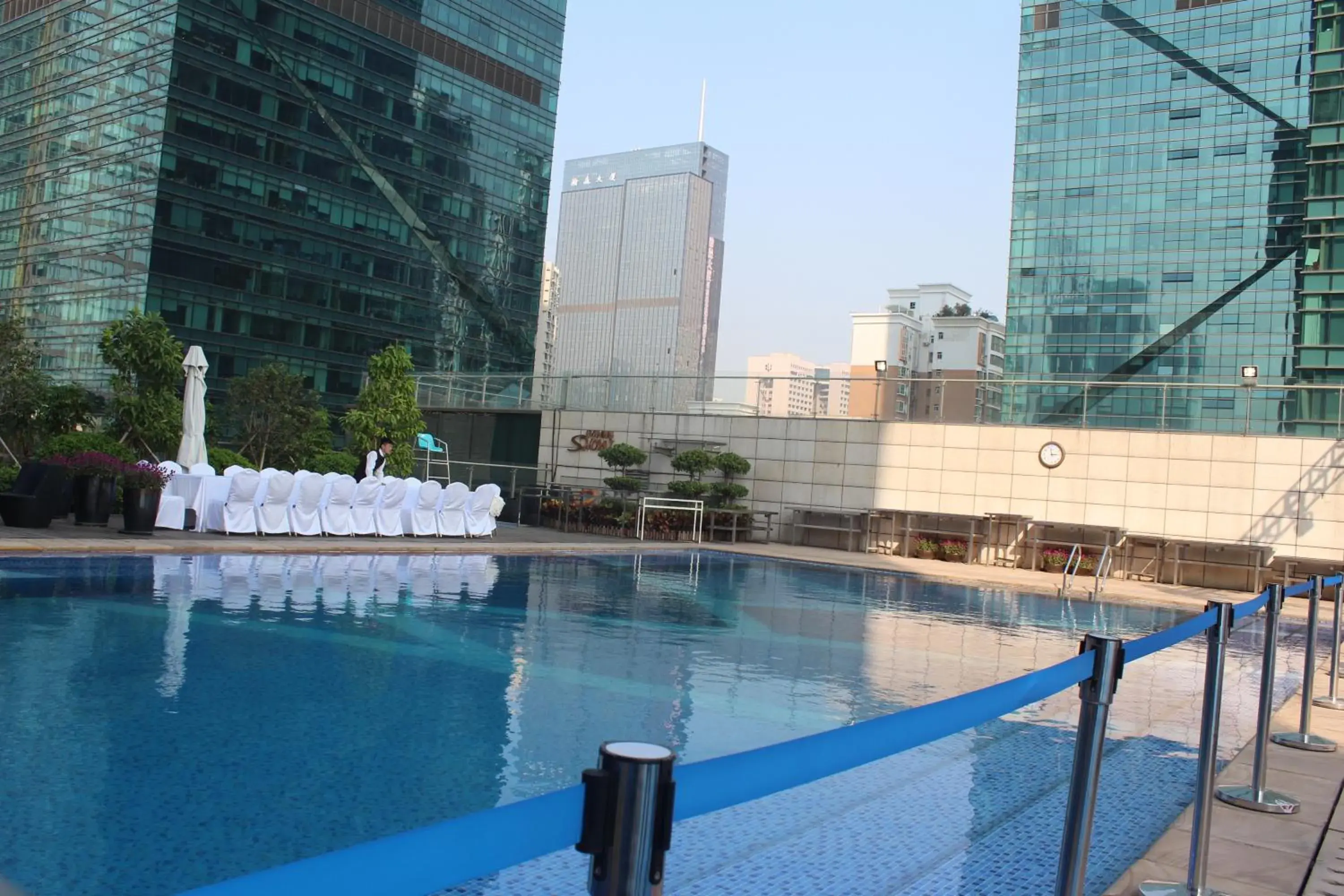 Swimming Pool in Wongtee V Hotel