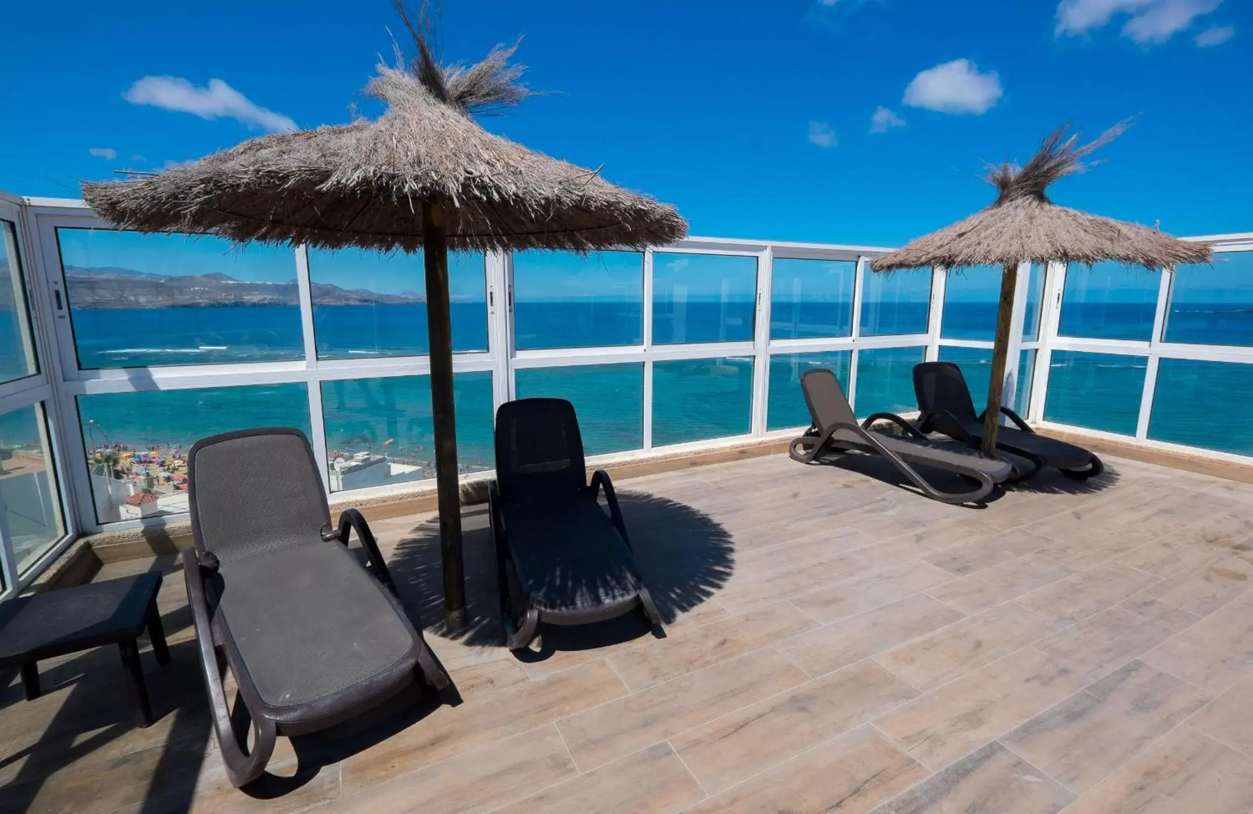 Balcony/Terrace, Beach in Hotel Concorde