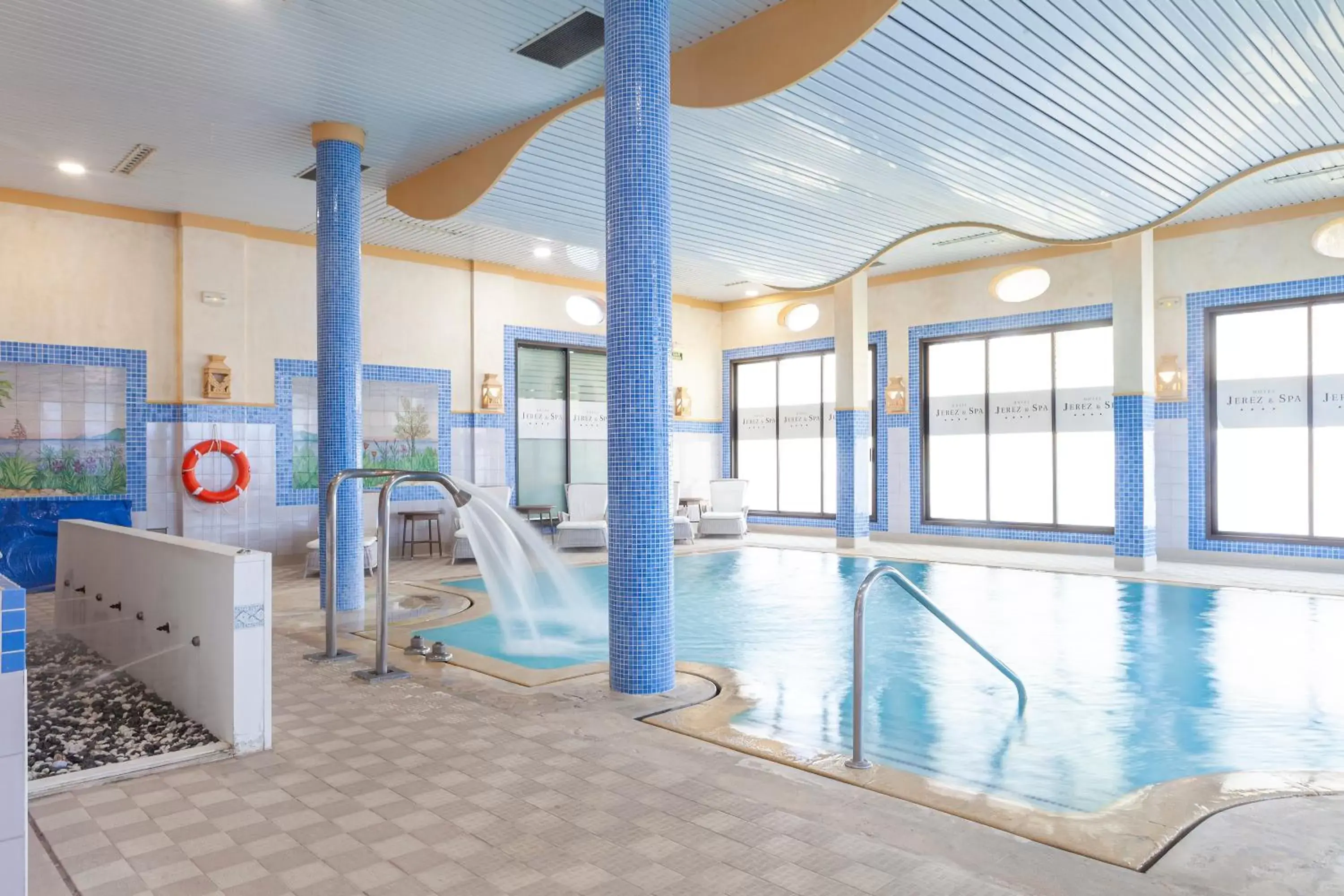 Spa and wellness centre/facilities, Swimming Pool in Hotel Jerez & Spa