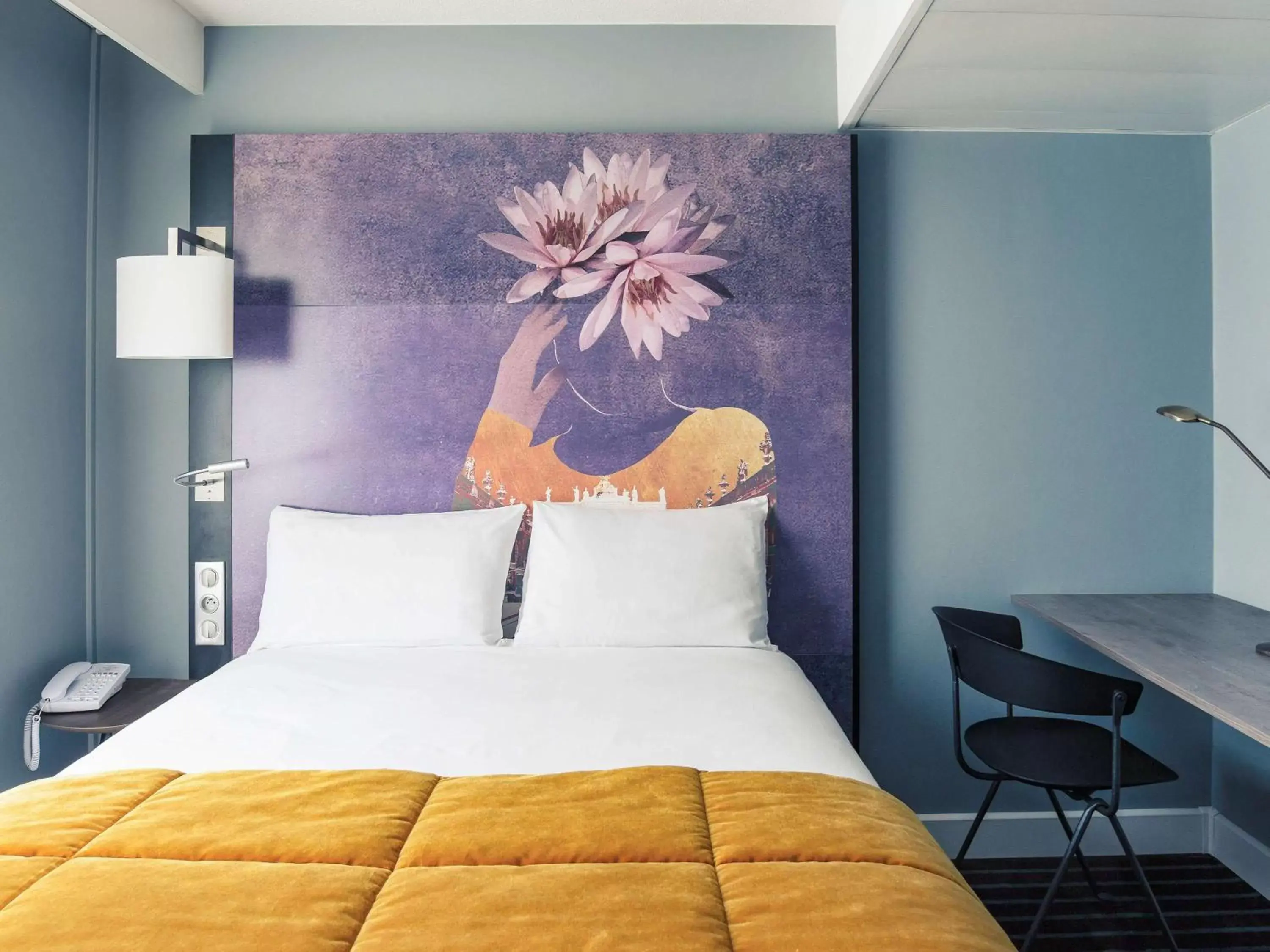 Bed in Mercure Nancy Centre Place Stanislas Bed in Mercure Nancy Centre Place Stanislas