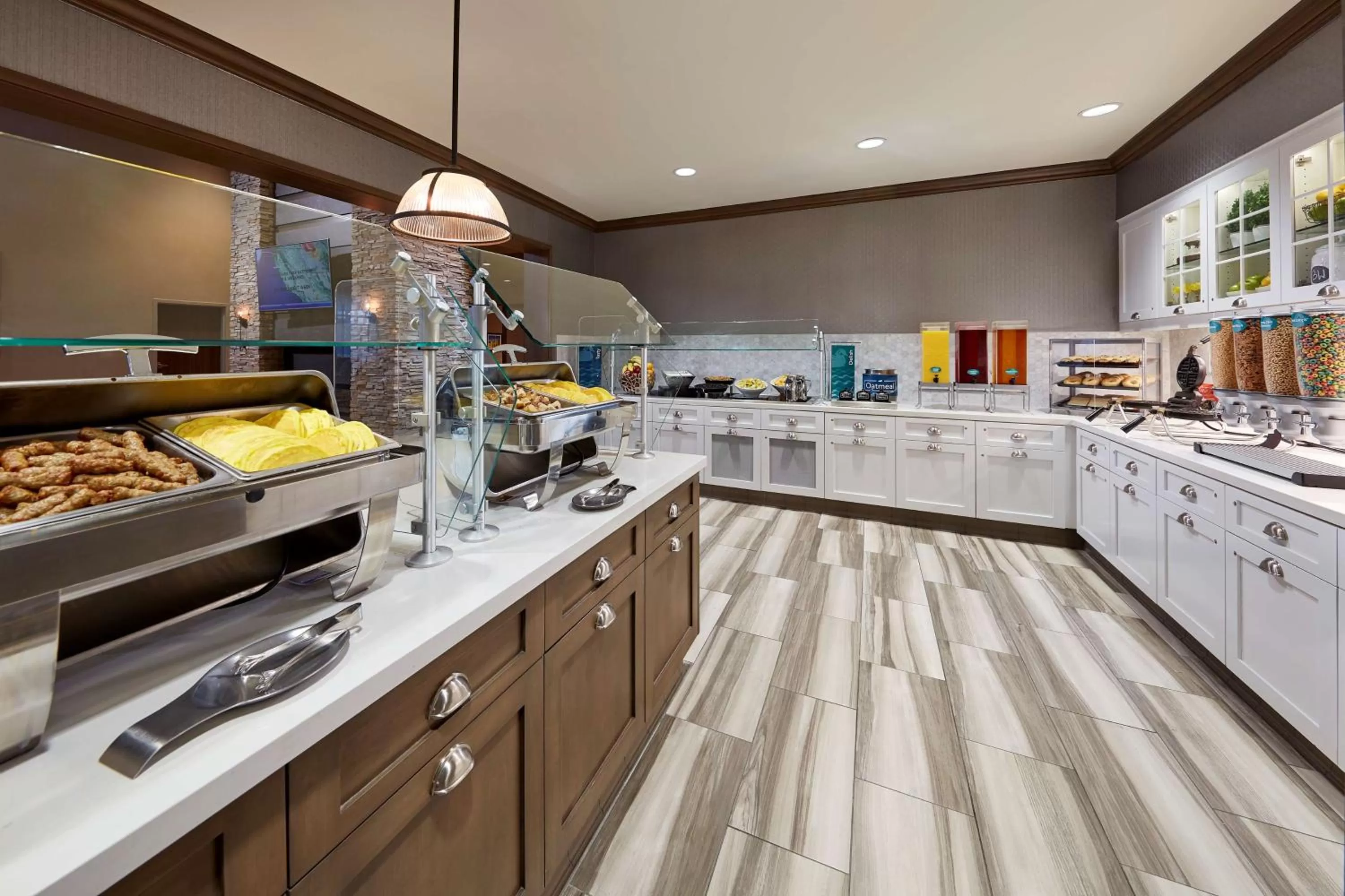 Breakfast in Homewood Suites By Hilton Los Angeles Redondo Beach
