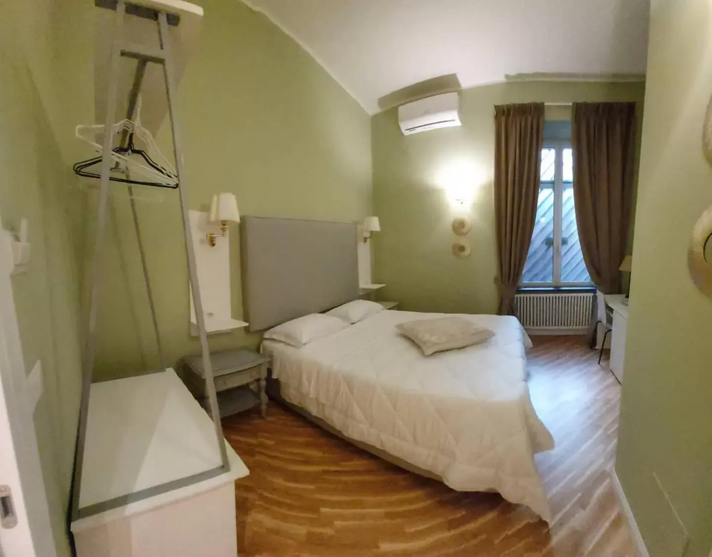 Bed in Alcaprì Suite Napoli Centro