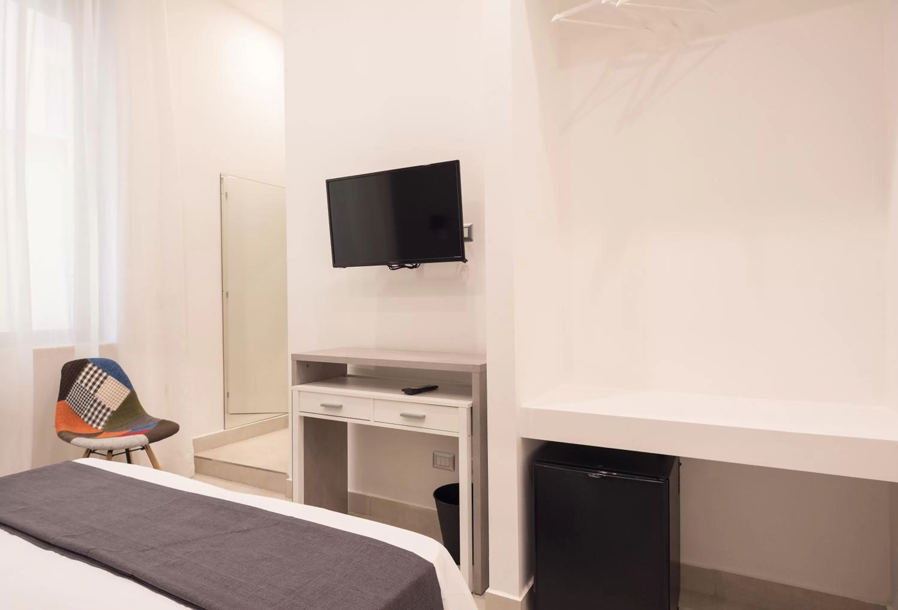 TV/Entertainment Center in Toledo in