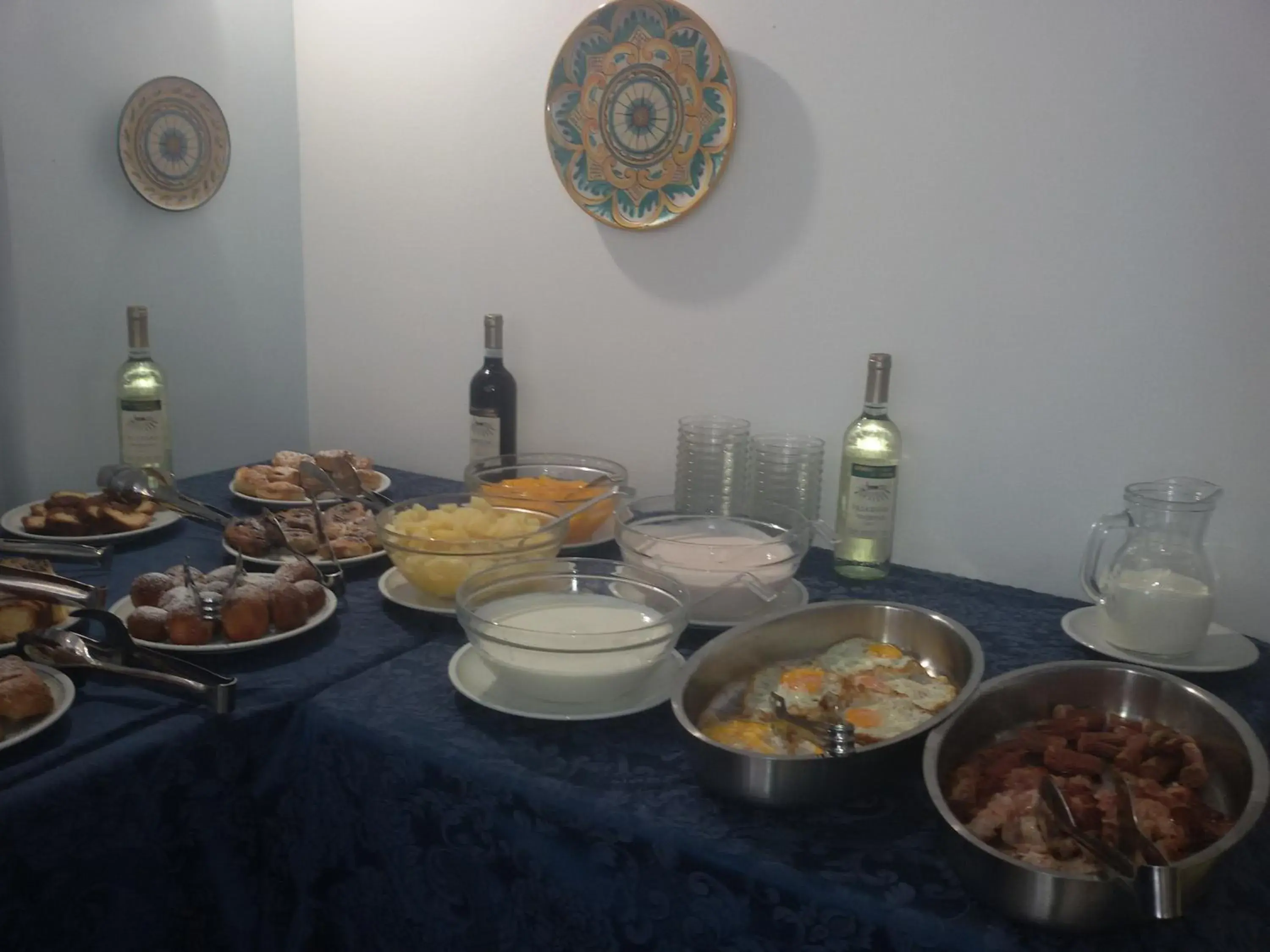 Restaurant/places to eat in Hotel Panoramic Restaurant/places to eat in Hotel Panoramic