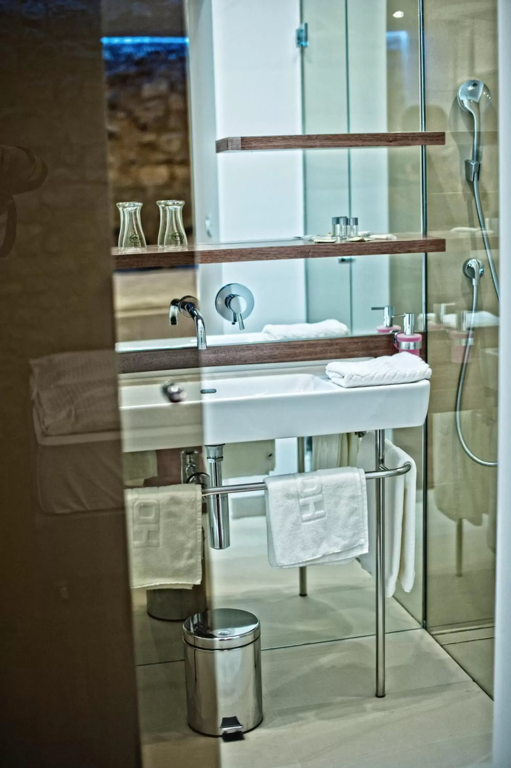 Bathroom in Jupiter Luxury Hotel