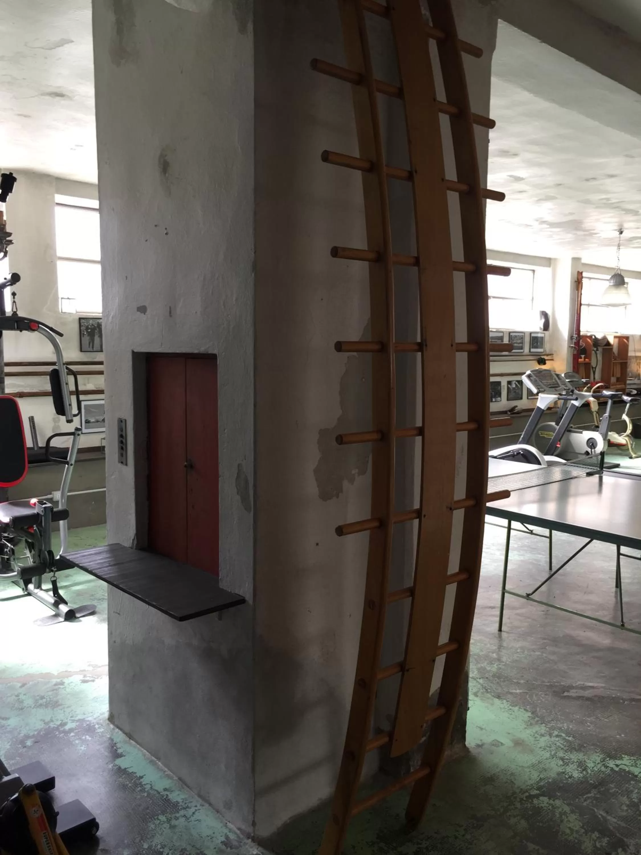 Fitness centre/facilities in Zuretti 61