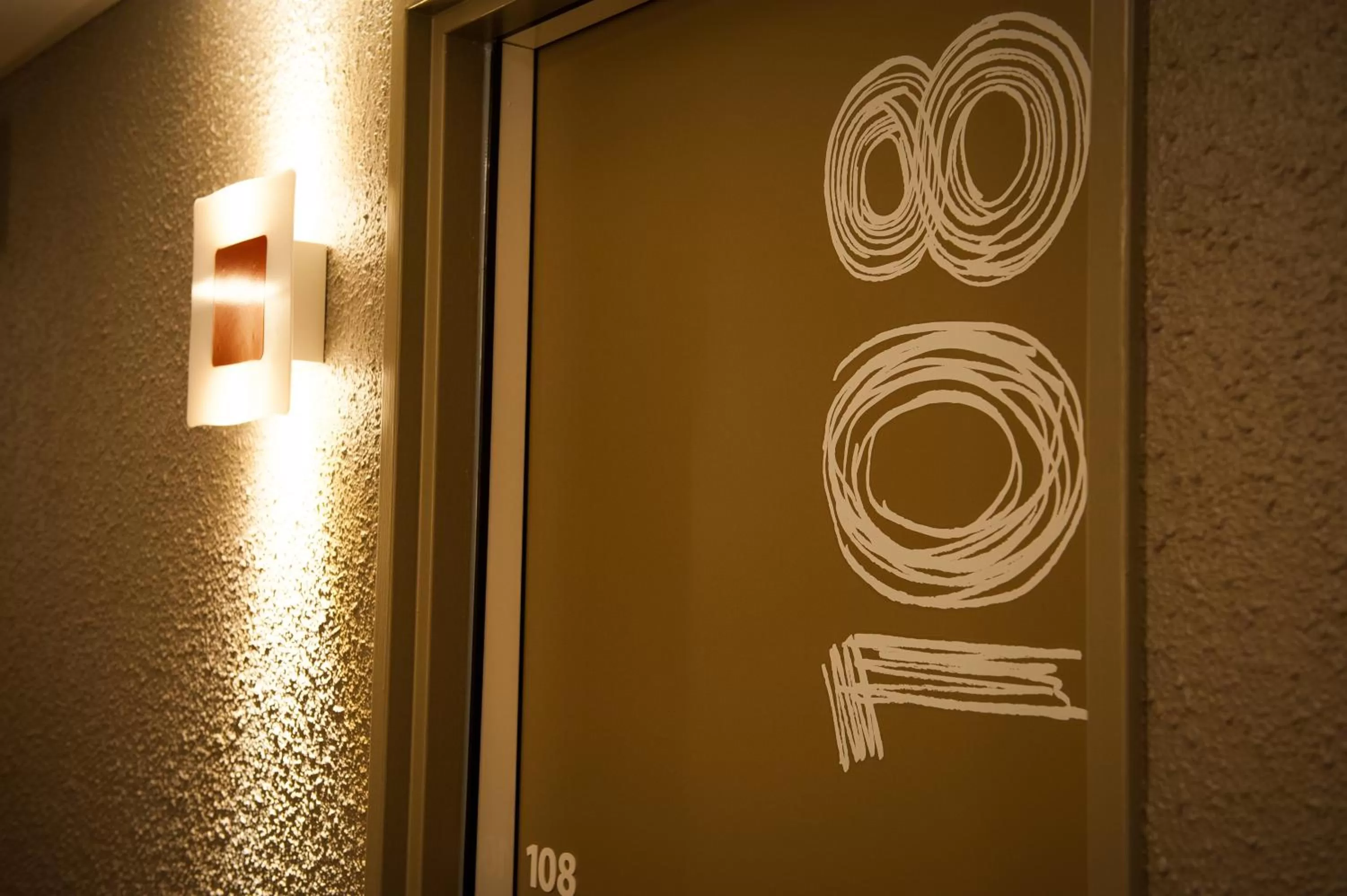 Bedroom in ibis Paris La Defense Courbevoie