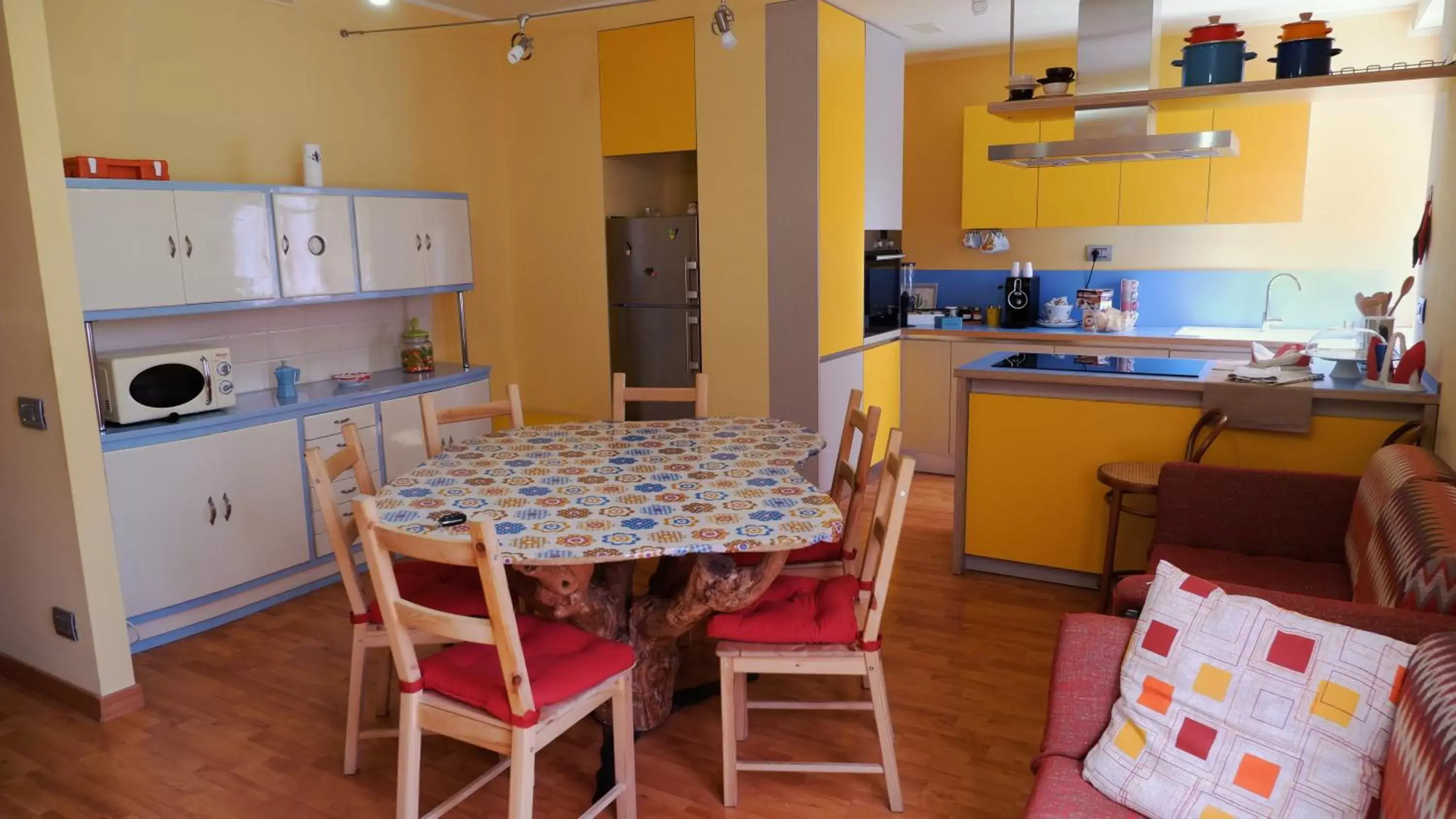 Dining area, Kitchen/Kitchenette in B&B del Cactus