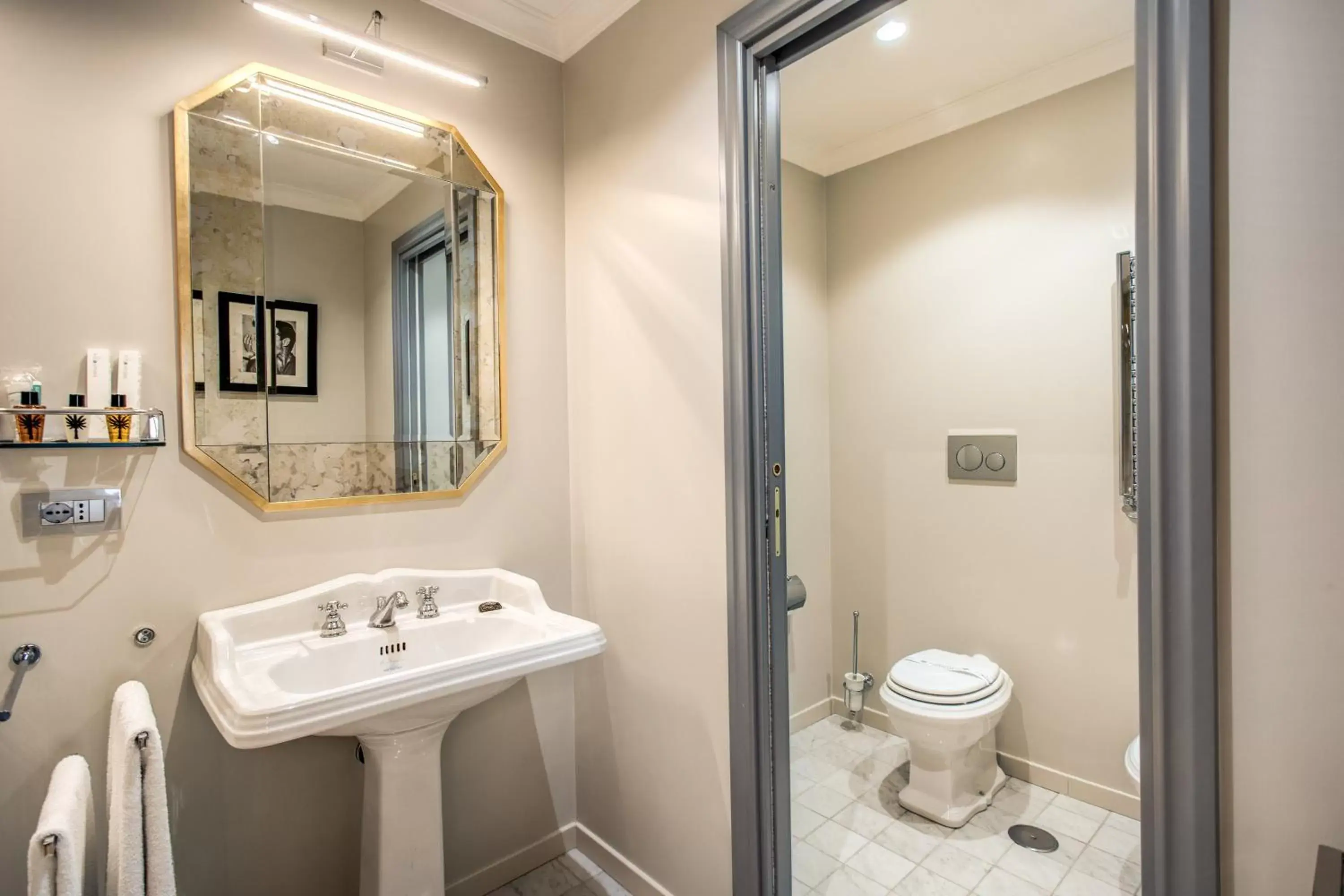 Toilet, Bathroom in Martius Private Suites Hotel