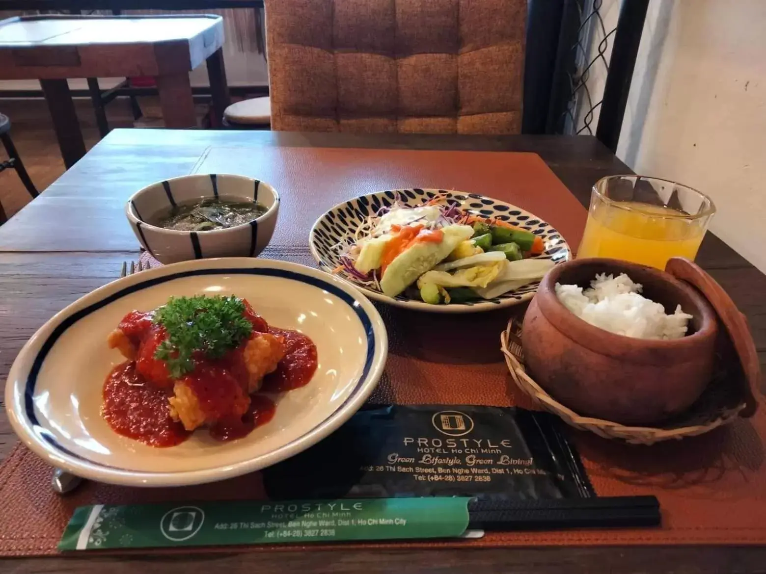 Restaurant/places to eat in Prostyle Hotel Ho Chi Minh プロスタイルホテルホーチミン Restaurant/places to eat in Prostyle Hotel Ho Chi Minh プロスタイルホテルホーチミン