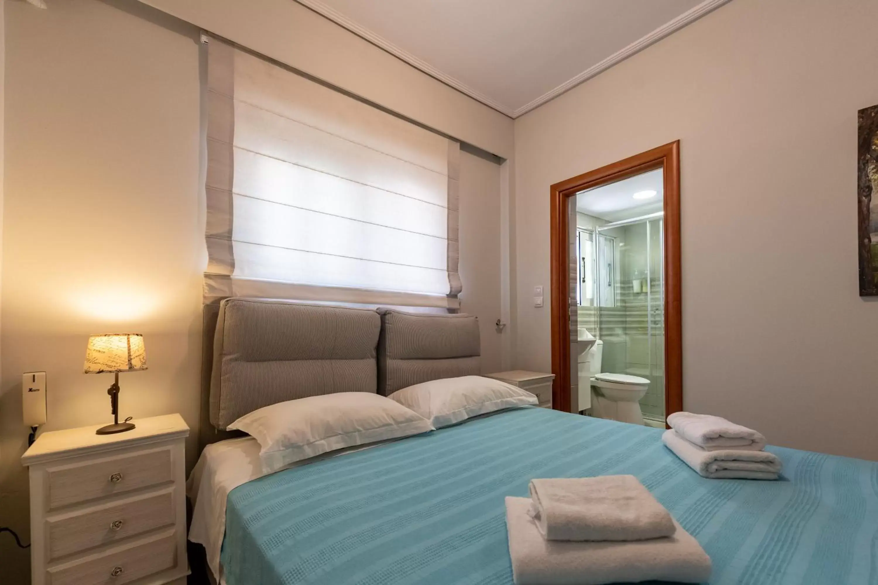 Bed in Apartments Tina FREE transfer from-to the airport