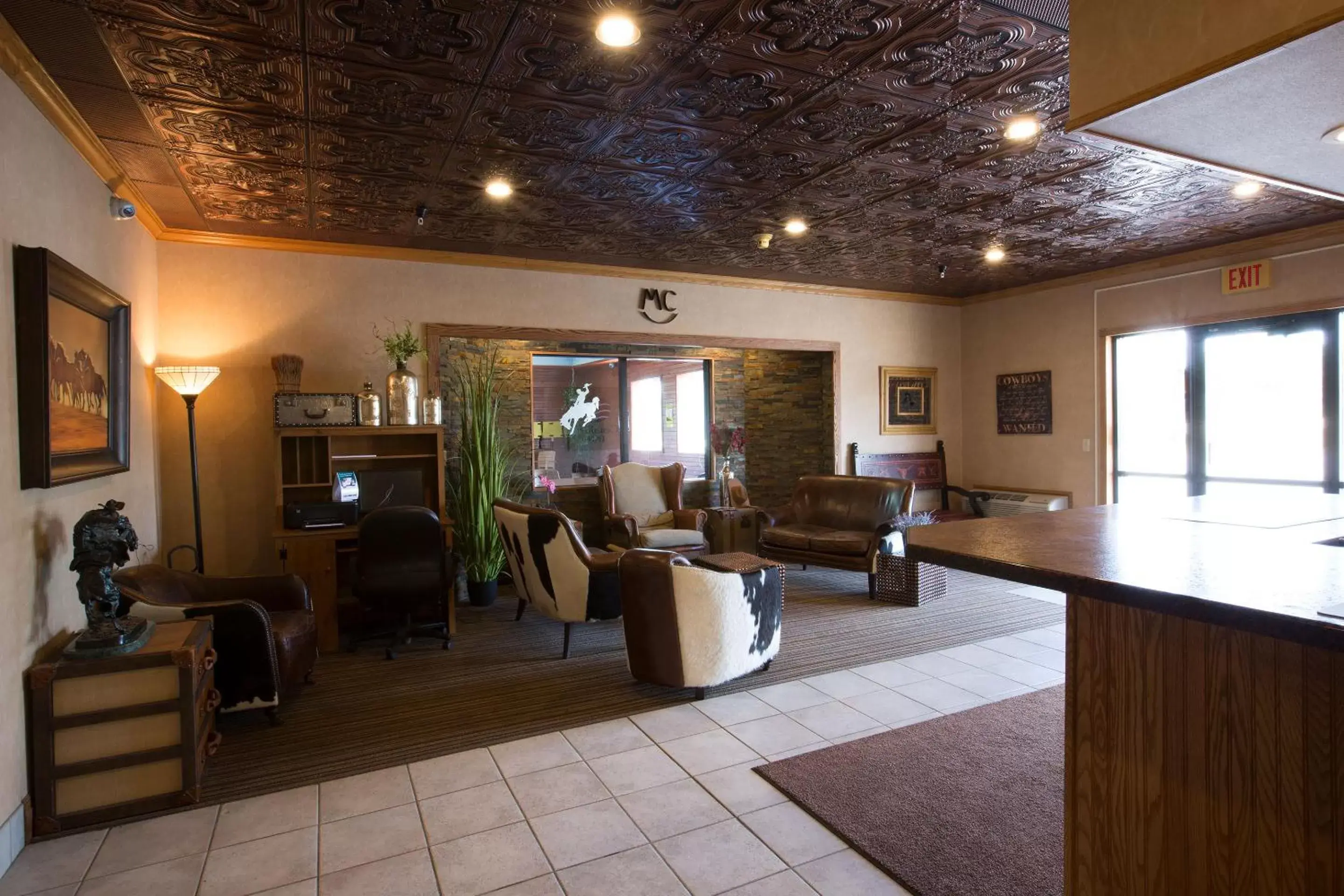 Lobby or reception in Miles City Hotel