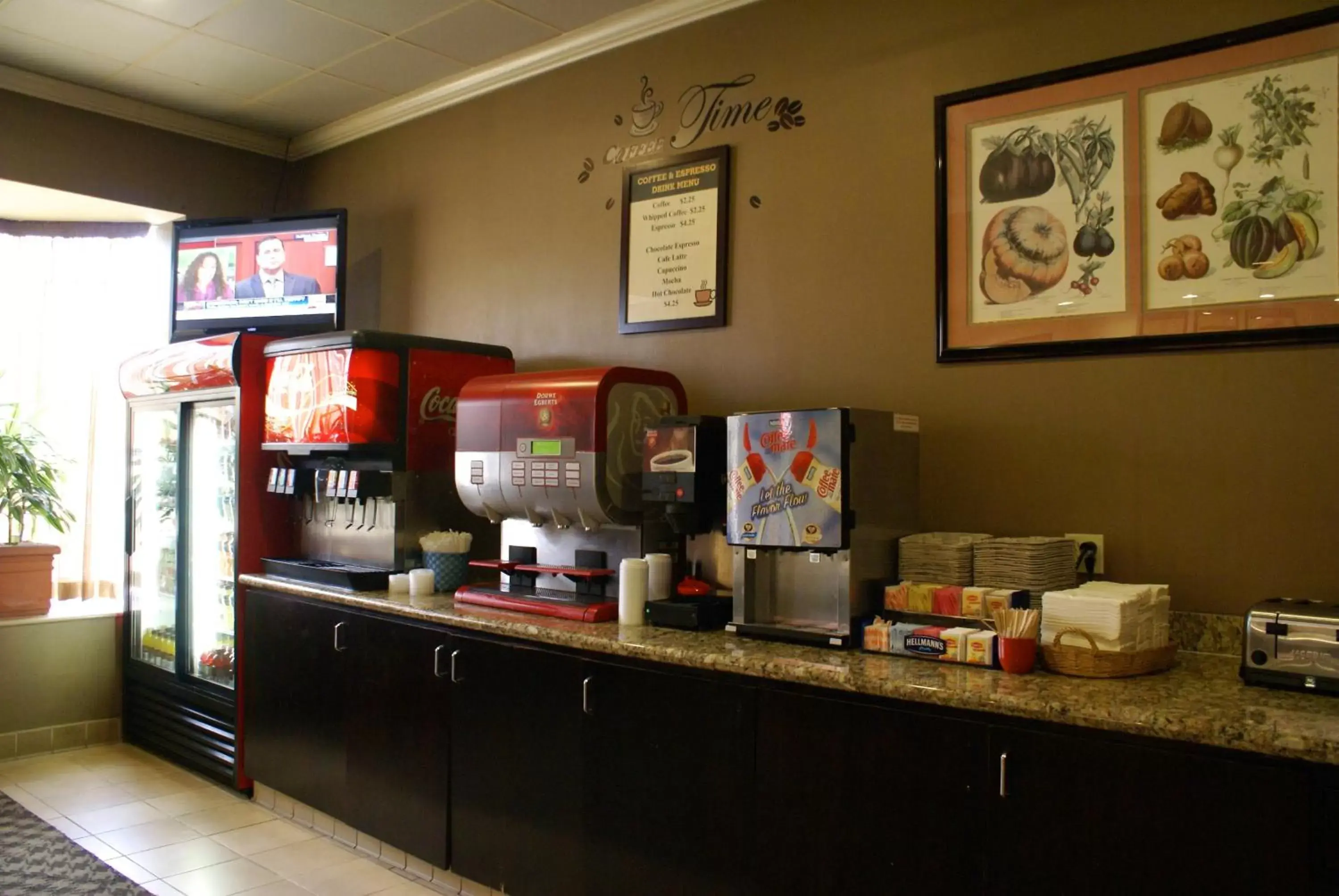 Coffee/tea facilities in Anaheim Majestic Garden Hotel