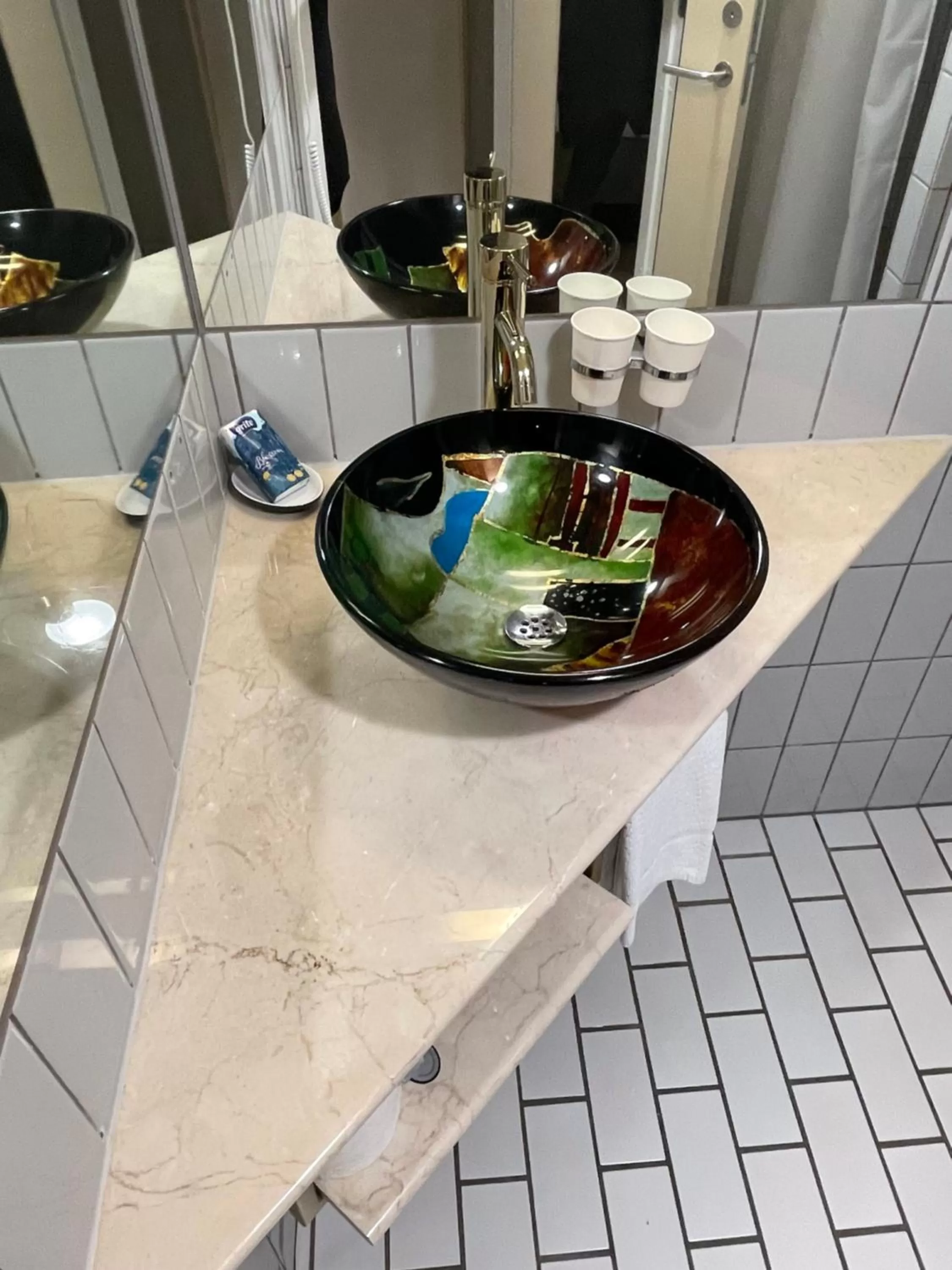 Bathroom in City Hotel Nattergalen