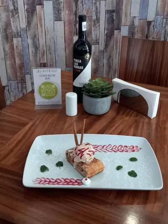 Food in Hotel Victoria Food in Hotel Victoria