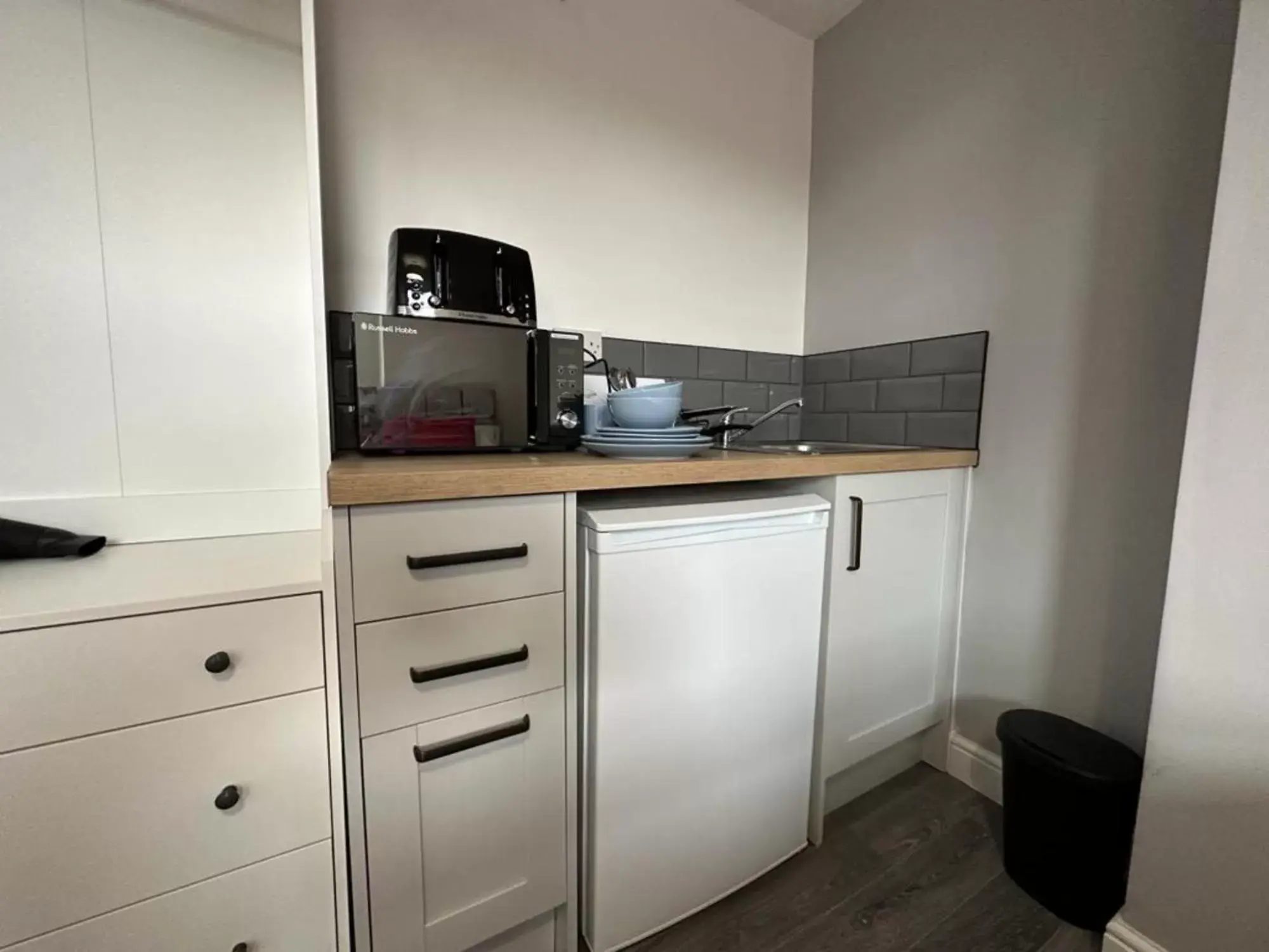 Kitchen/Kitchenette in The Fishpond - Premier Nottingham Studios