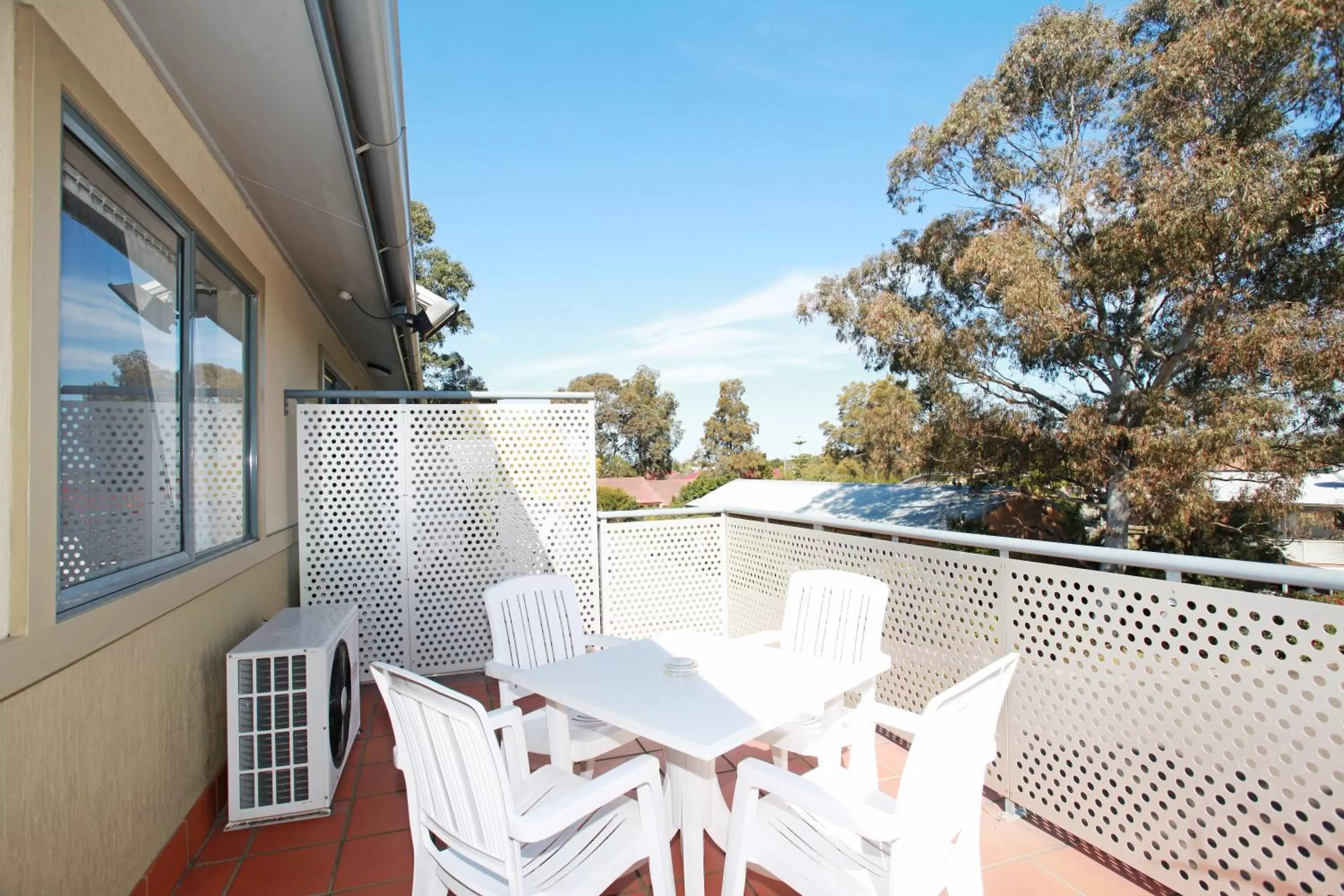 Balcony/Terrace in Travellers Motor Village