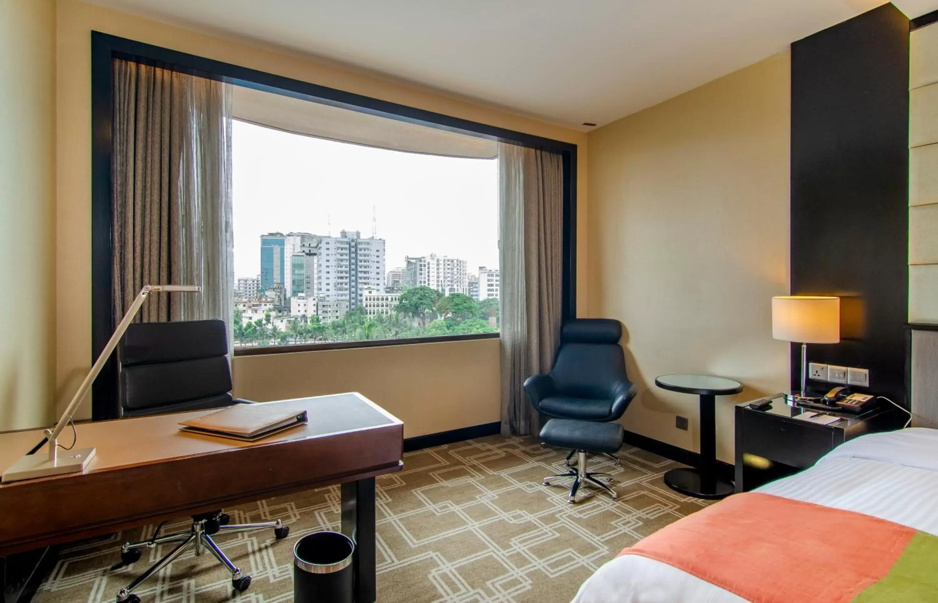 Bed in Pan Pacific Sonargaon Dhaka Bed in Pan Pacific Sonargaon Dhaka