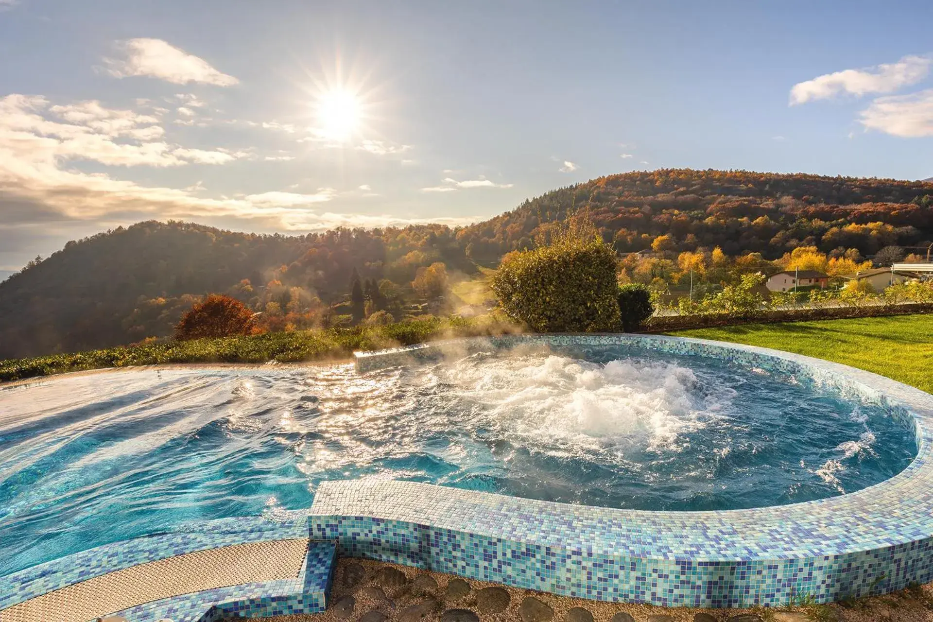 Swimming pool in Kurhaus Cademario Hotel & DOT Spa - Ticino Hotels Group