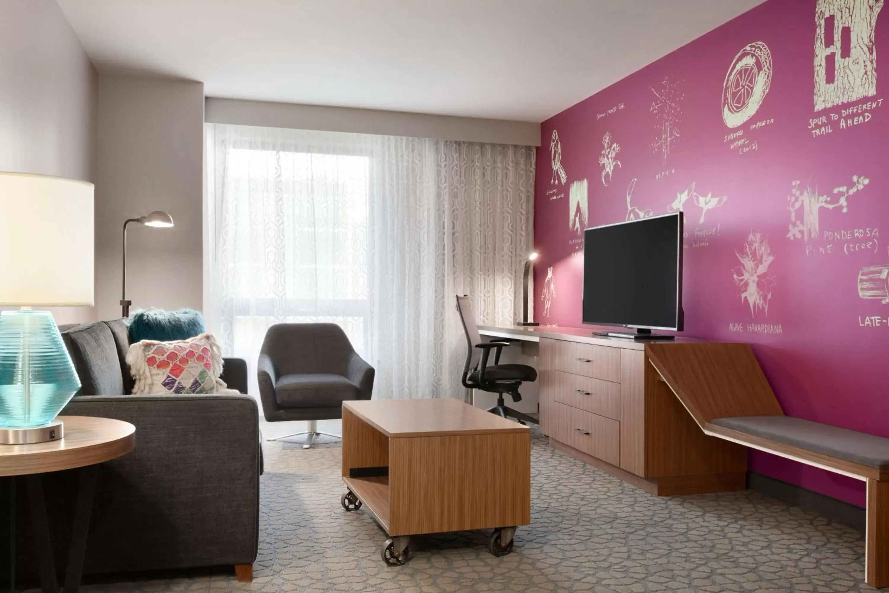 Bedroom, Seating Area in Hilton Garden Inn Boulder