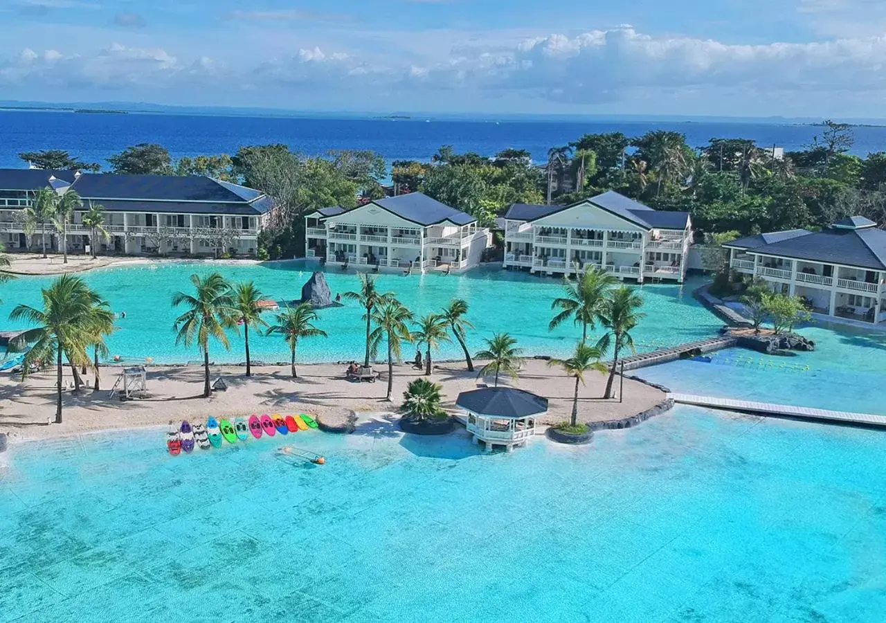 Swimming pool, Bird's-eye View in Plantation Bay Resort and Spa