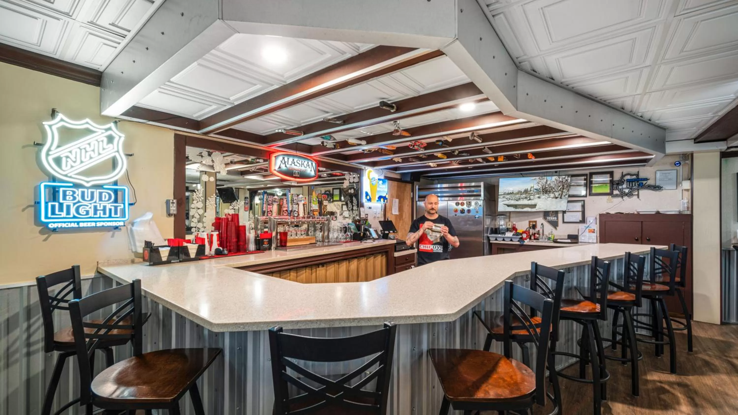 Restaurant/places to eat in Clarion Hotel & Suites Fairbanks near Ft Wainwright