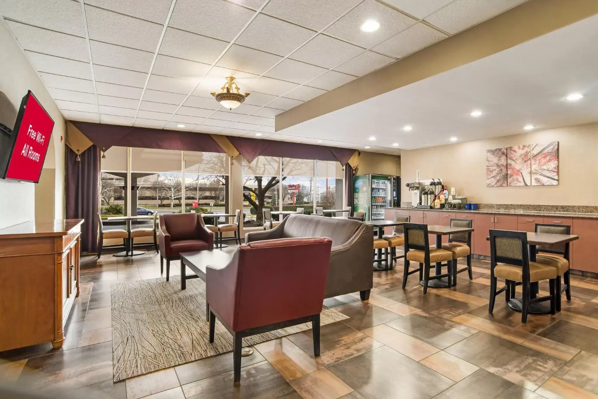 Lobby or reception, Restaurant/Places to Eat in Red Roof Inn Baltimore South Glen Burnie