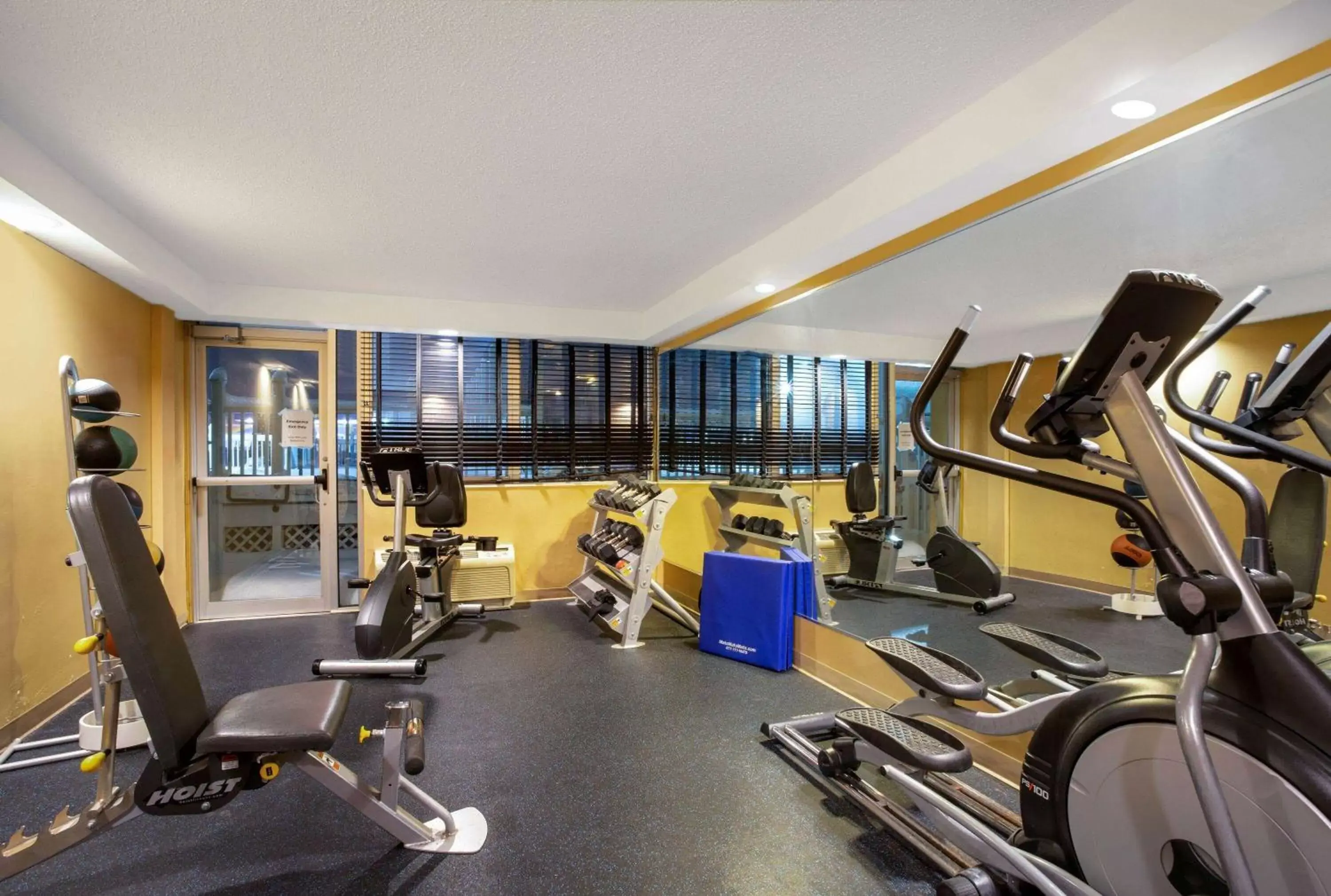 Fitness centre/facilities, Fitness Center/Facilities in La Quinta by Wyndham Manchester
