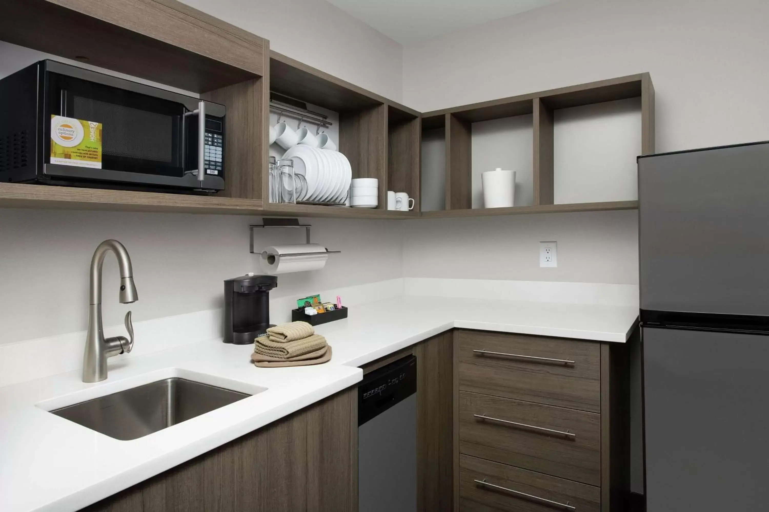 Kitchen or kitchenette, Kitchen/Kitchenette in Home2 Suites by Hilton Atlanta Midtown