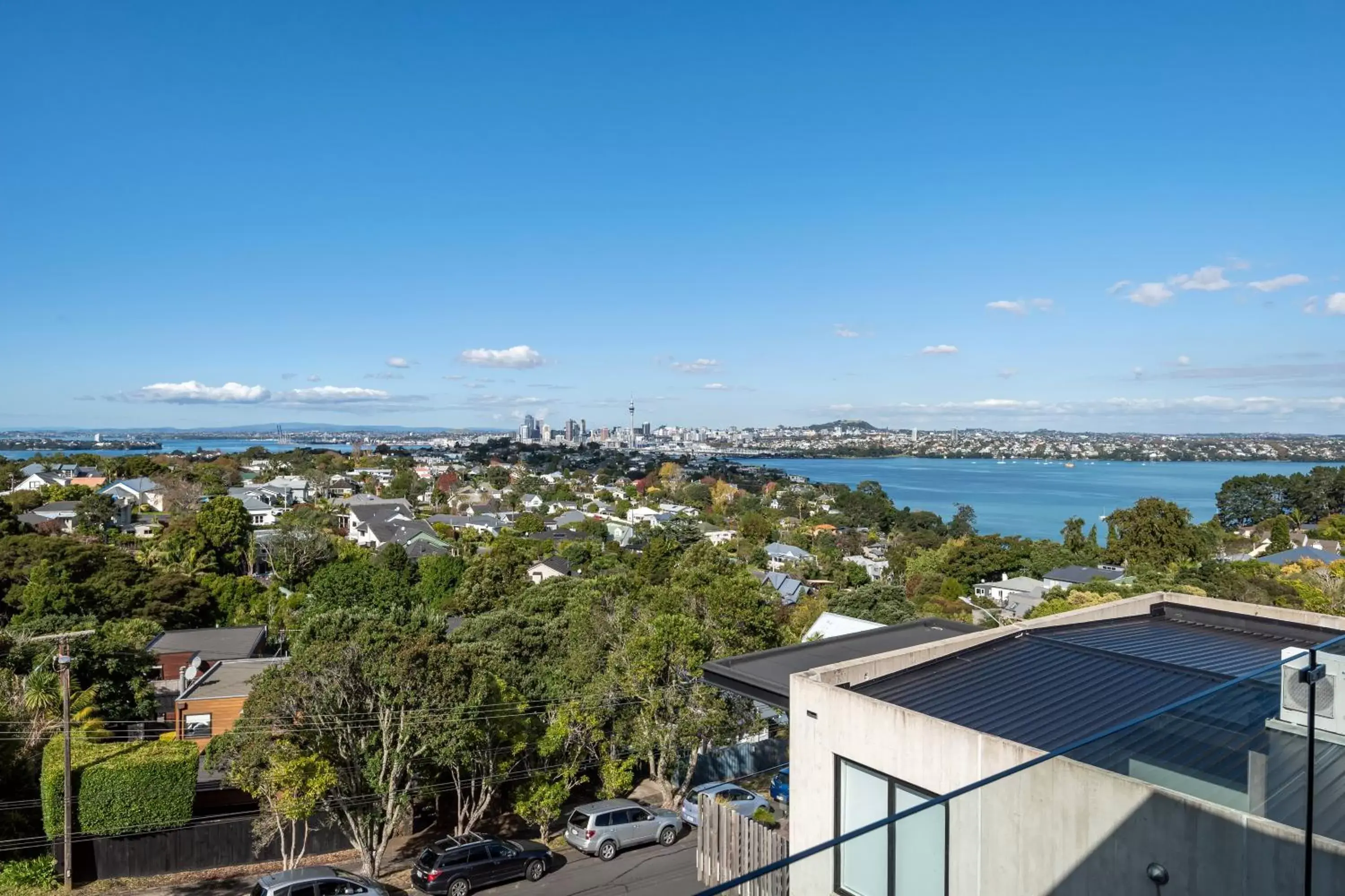 City view in FERNZ Motel & Apartments Birkenhead