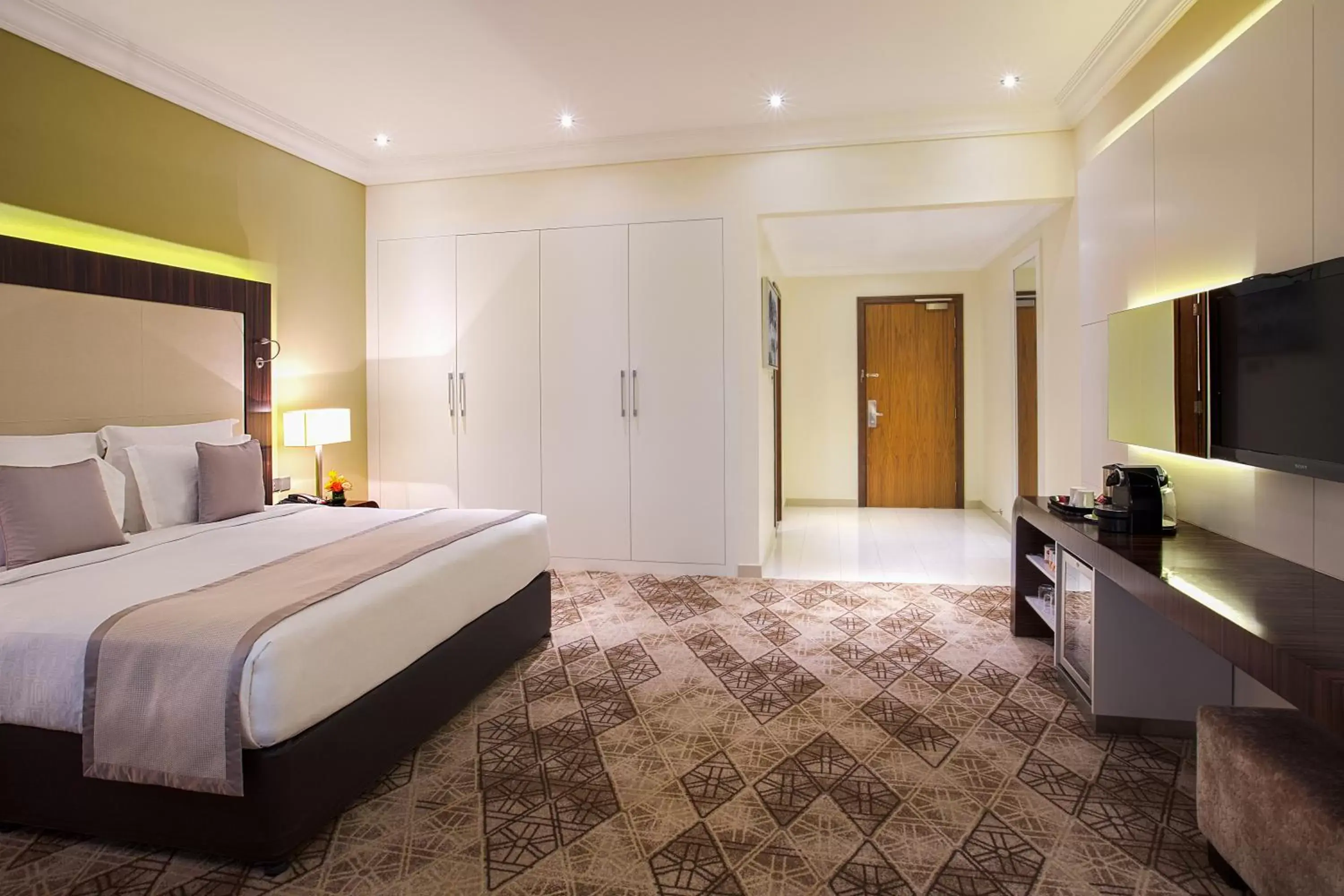 Bed in Elite Byblos Hotel