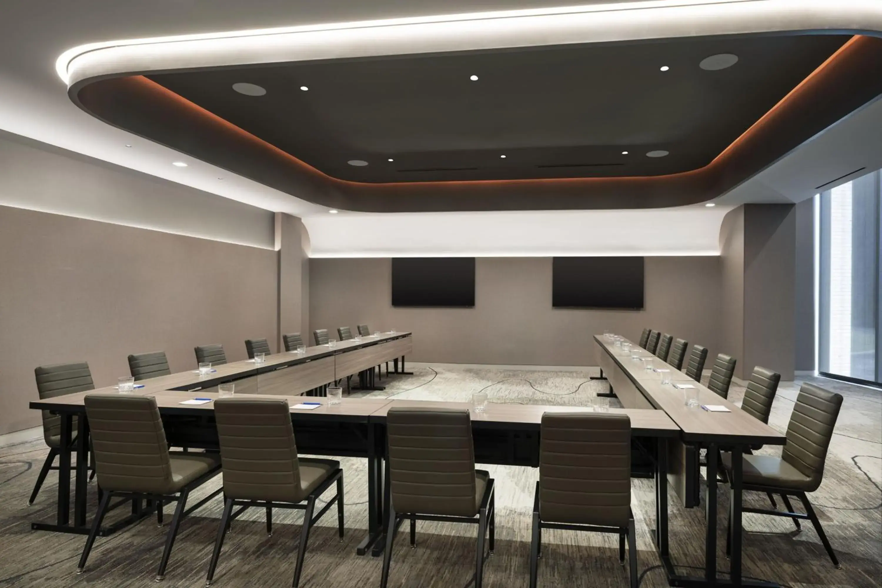 Meeting/conference room in Cascade Hotel, Kansas City, a Tribute Portfolio Hotel