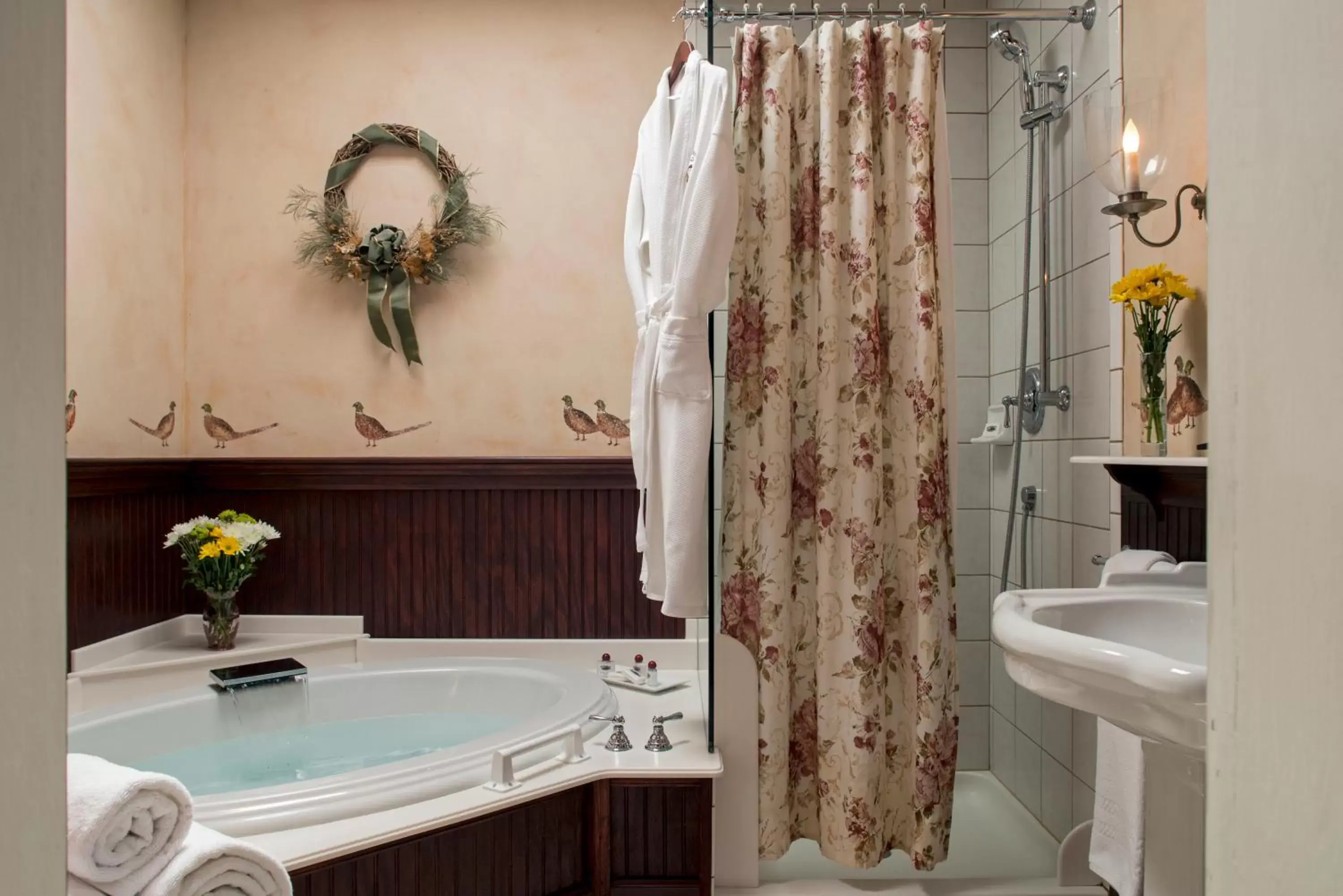 Bathroom in Pheasant Field Bed and Breakfast