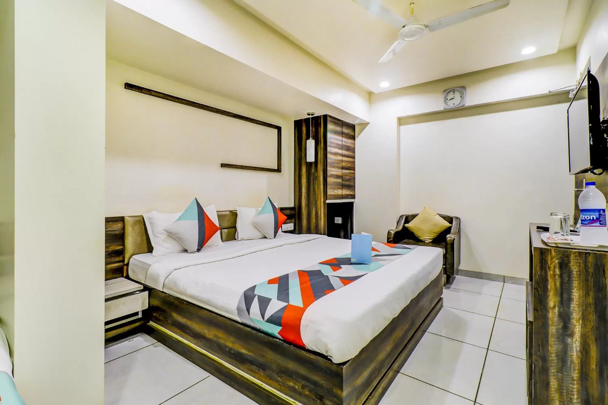 Bedroom, Bed in FabHotel Palliate Ellisbridge