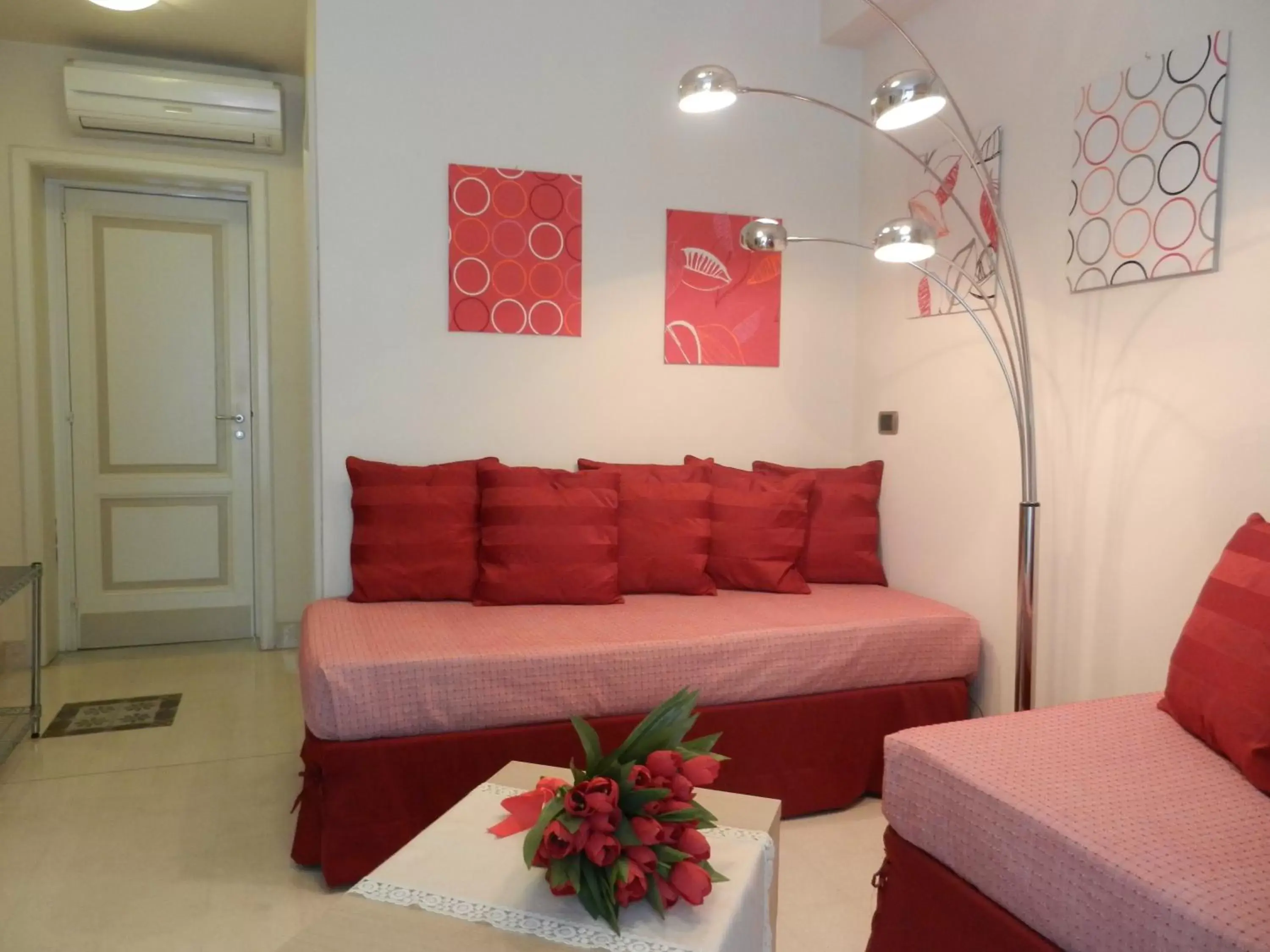 Area and facilities, Seating Area in RossoCorallo B&B