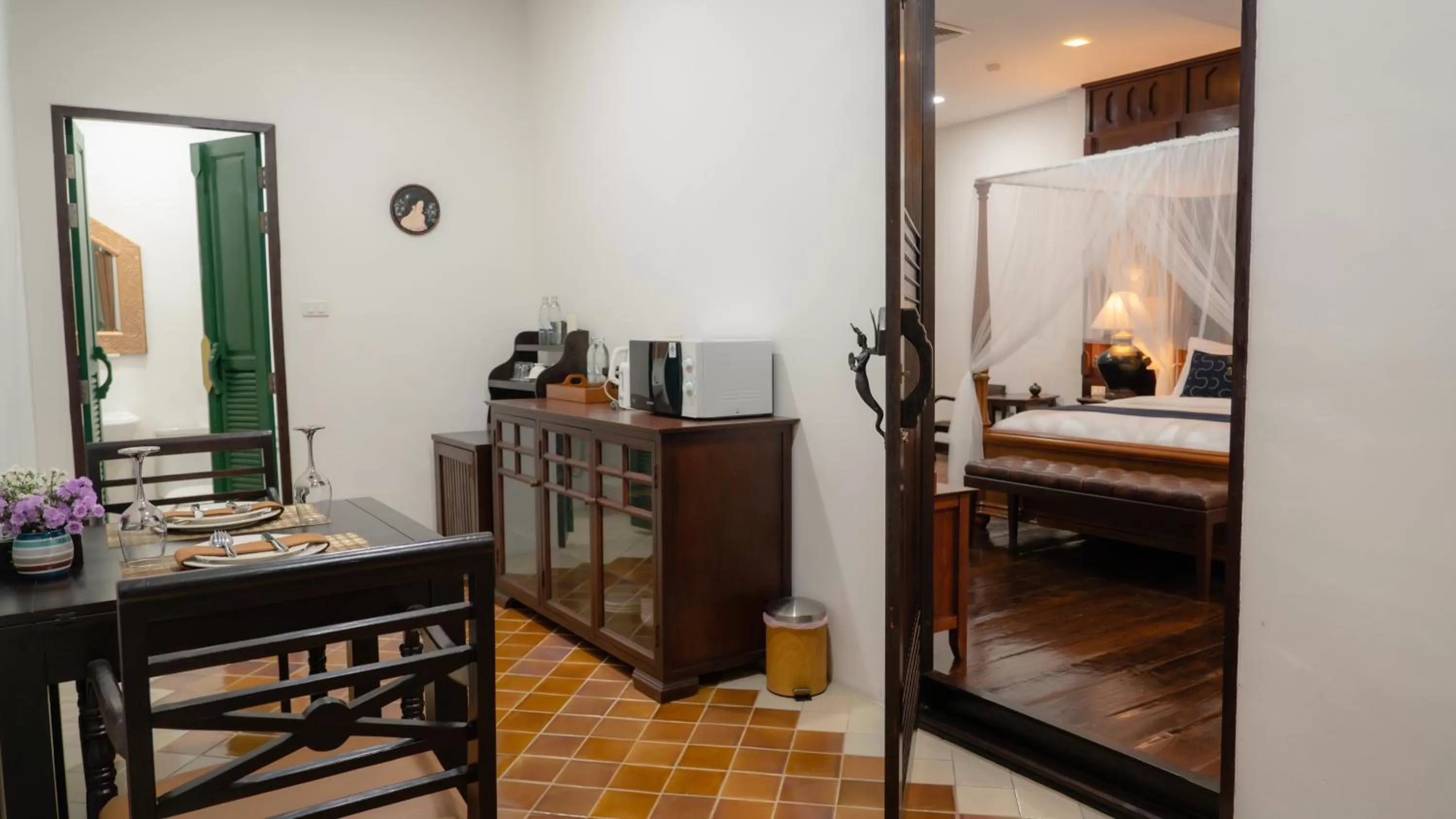 Photo of the whole room in Cheva Gallery Boutique Hotel