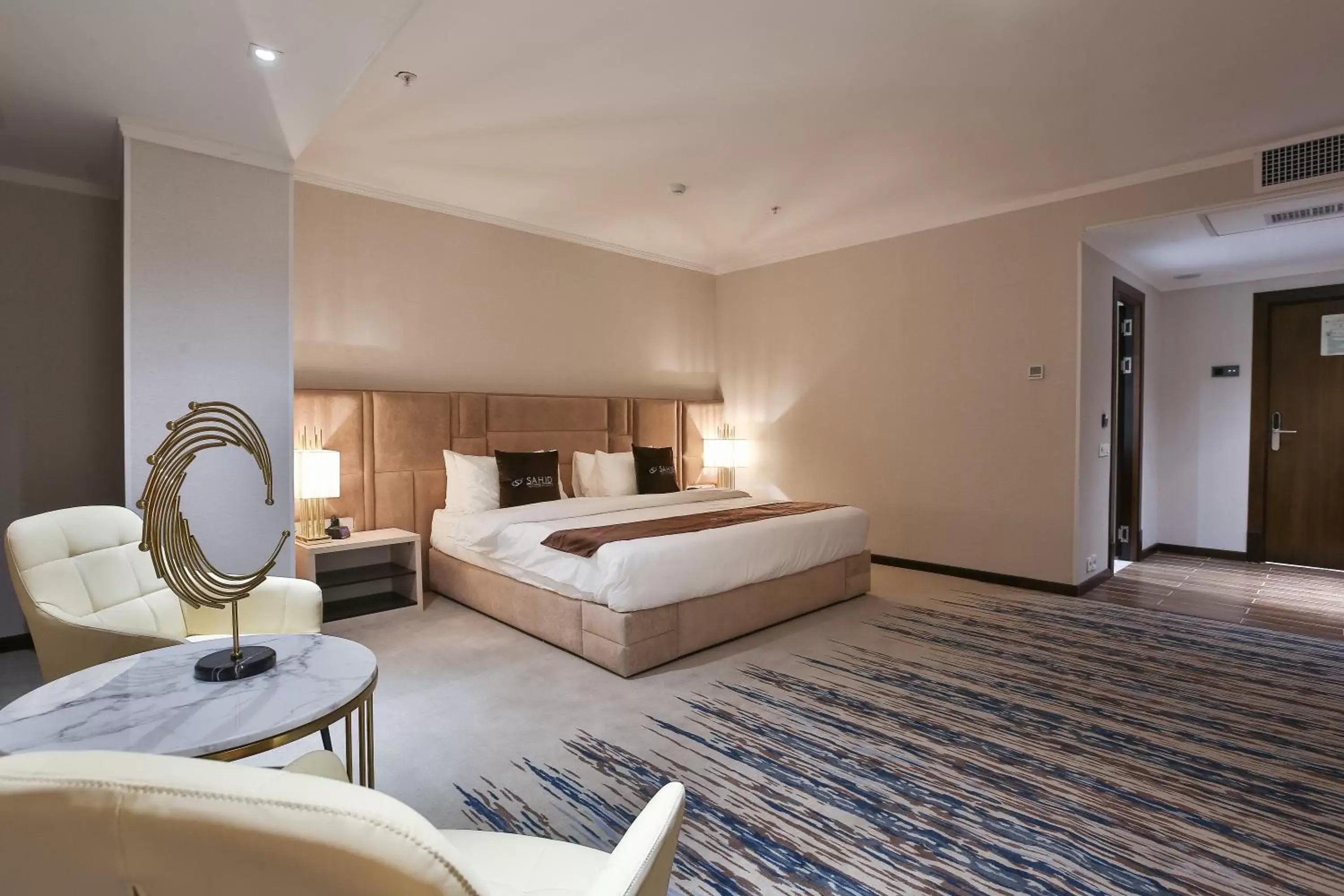 King Suite in Sahid Zarafshon King Suite in Sahid Zarafshon