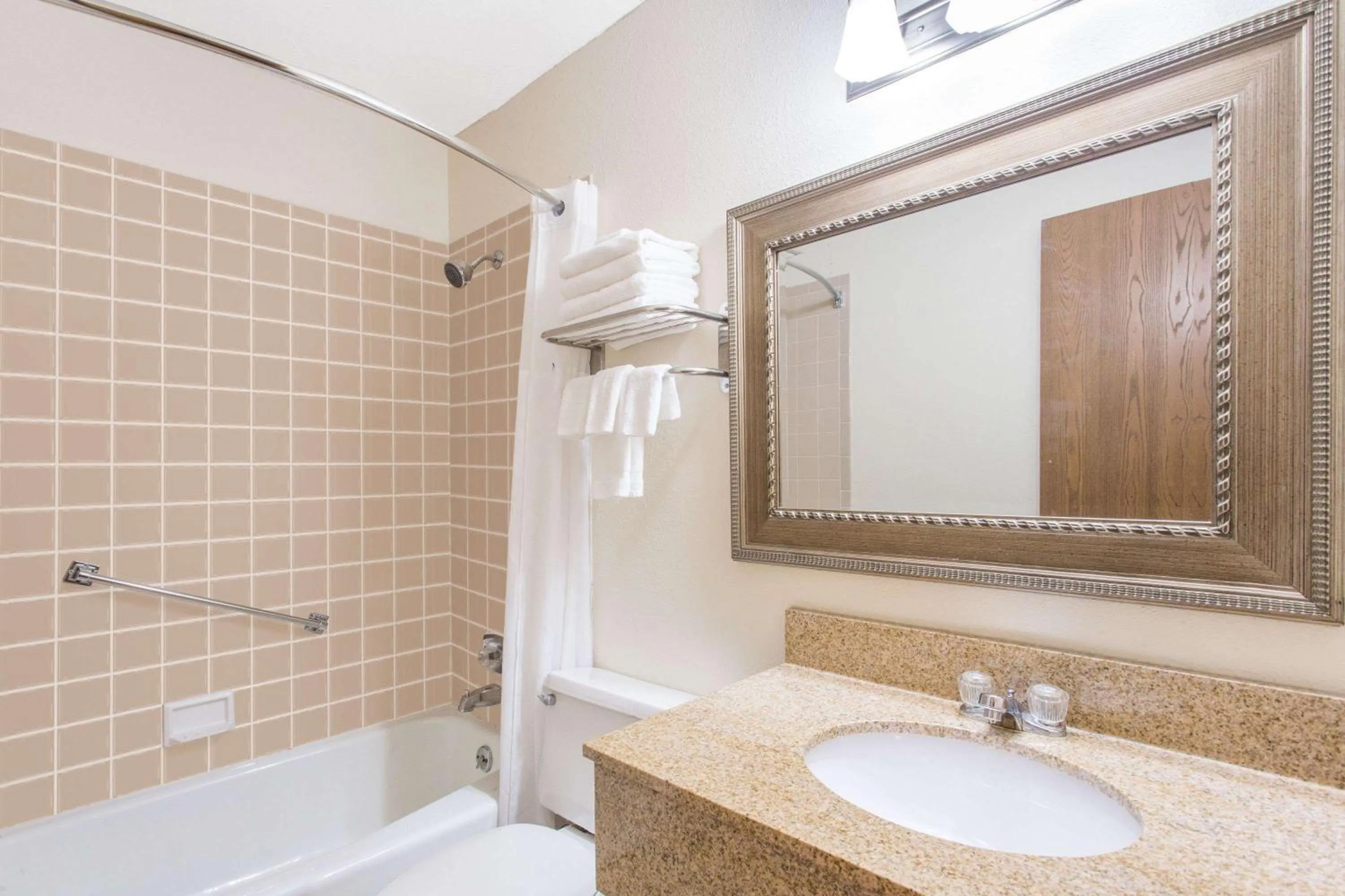 Bathroom in Baymont by Wyndham Dubuque