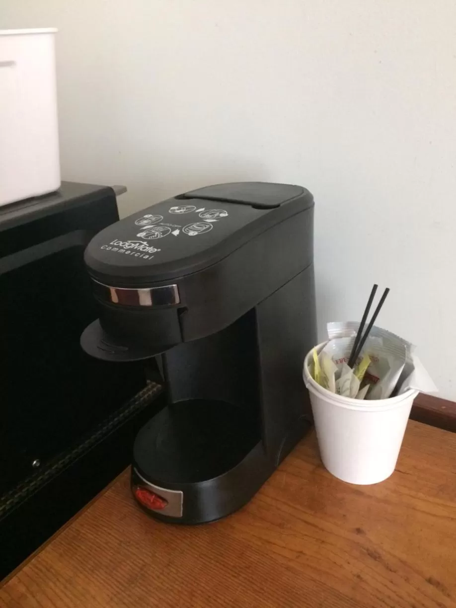 Coffee/tea facilities in Atlantic Coast Inn
