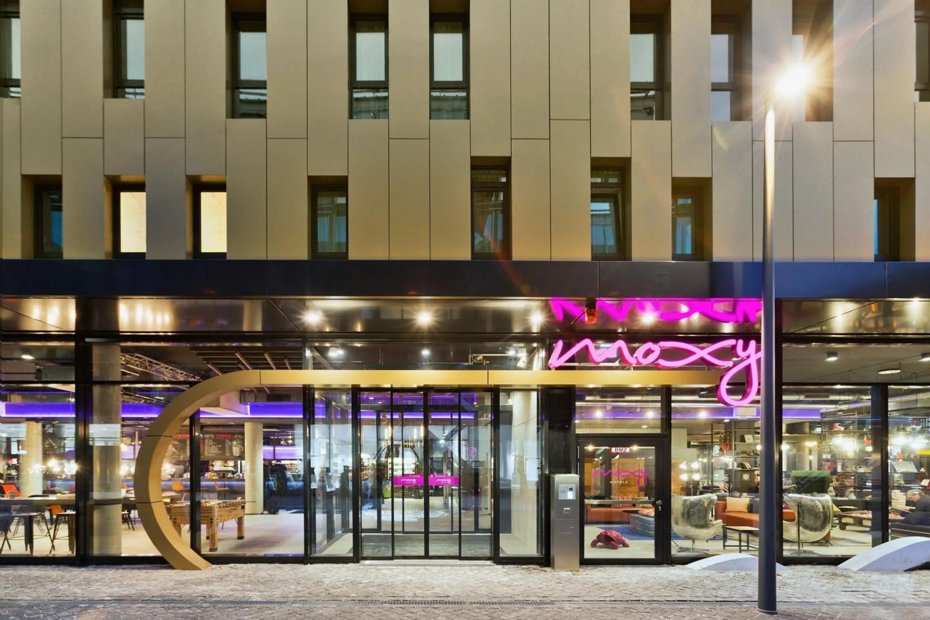 Property building in MOXY Frankfurt East