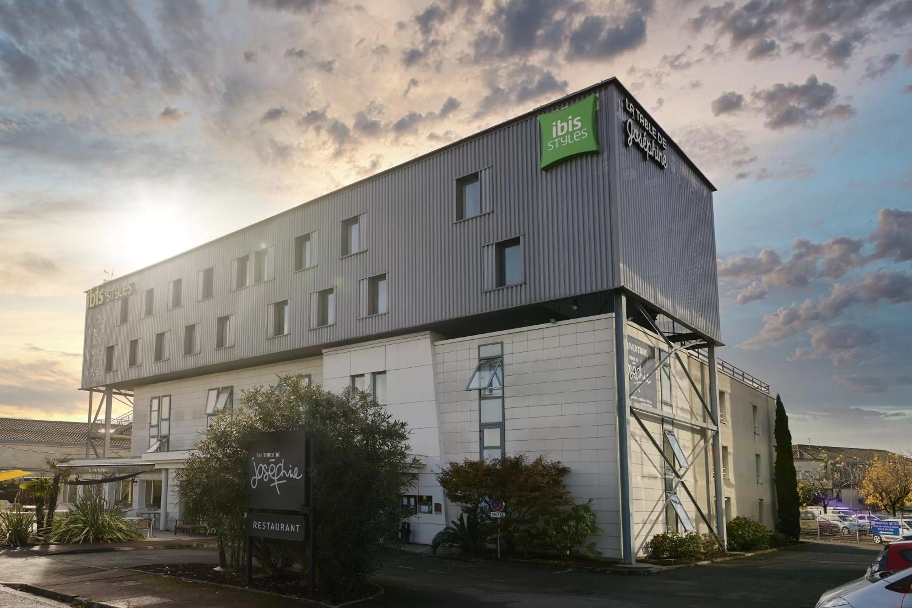 Property building in ibis Styles Bordeaux Begles Arena