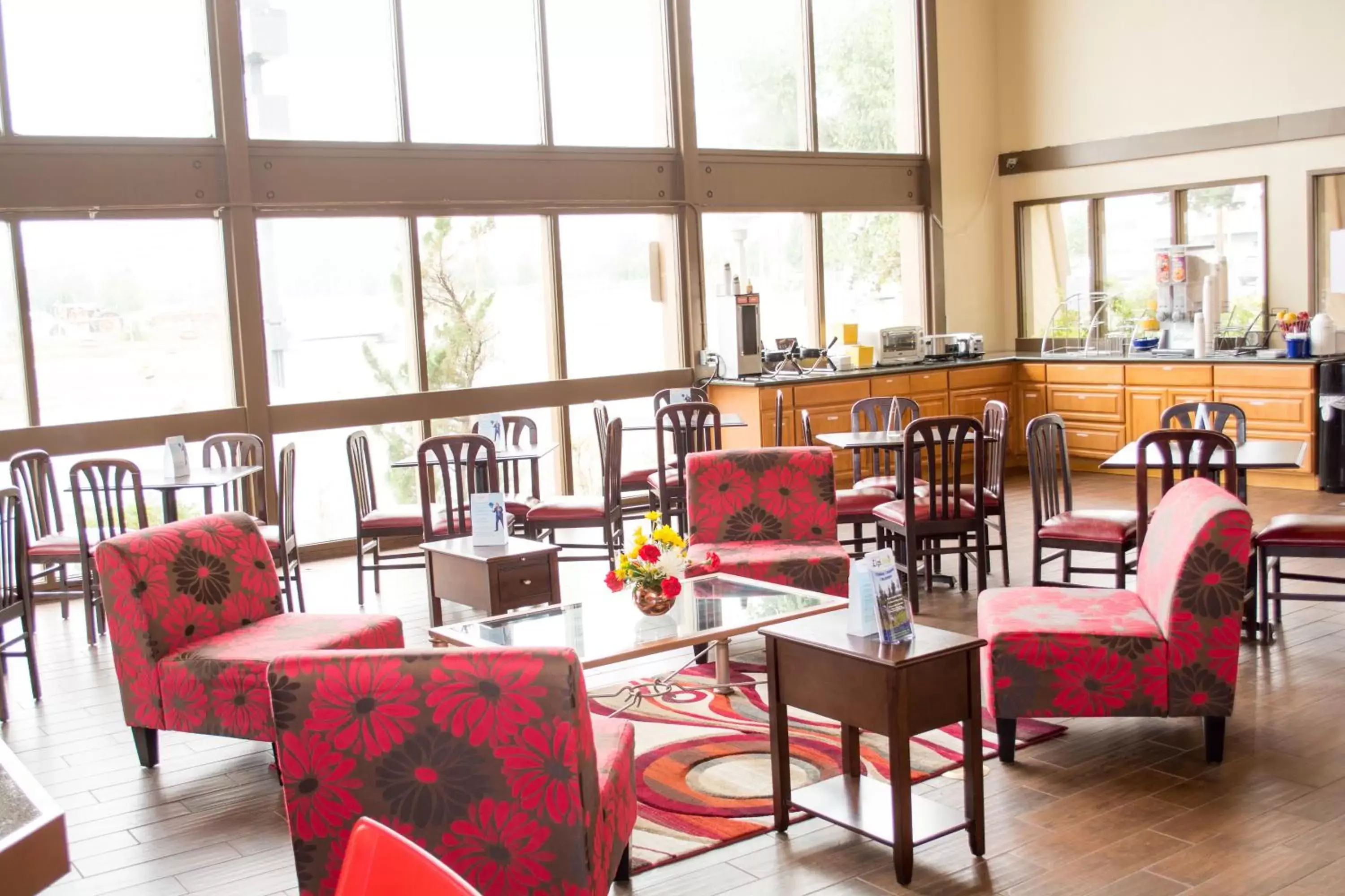 Restaurant/Places to Eat in Days Inn by Wyndham Klamath Falls