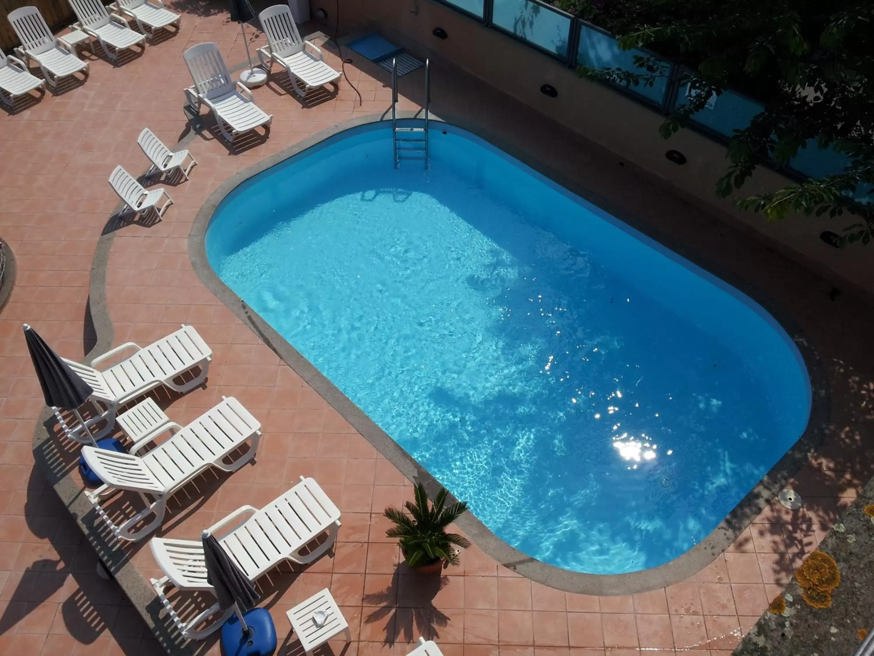 Day, Pool View in Eden Bleu