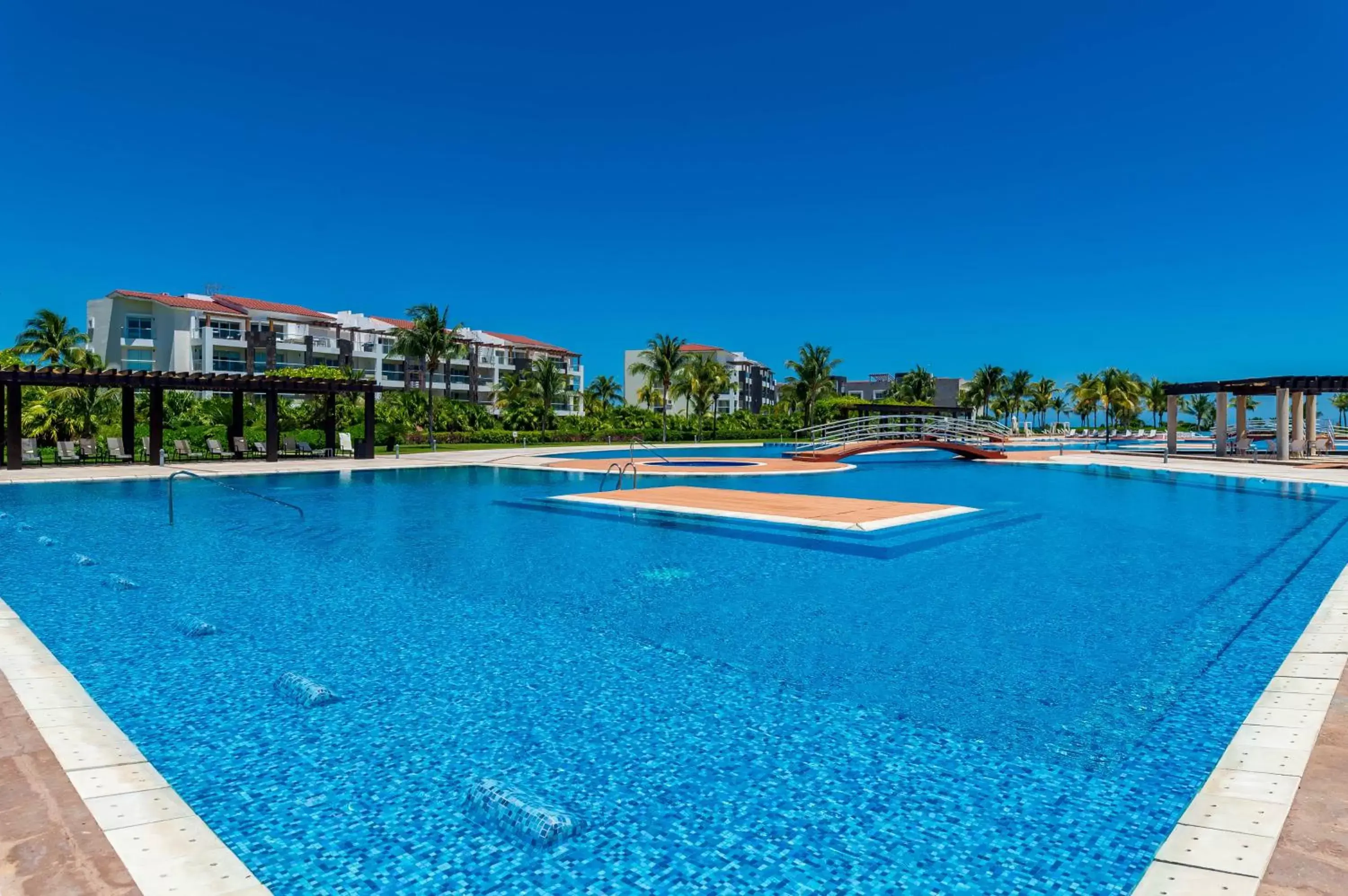 Swimming Pool in Mareazul Beach Front Condos At playa del Carmen