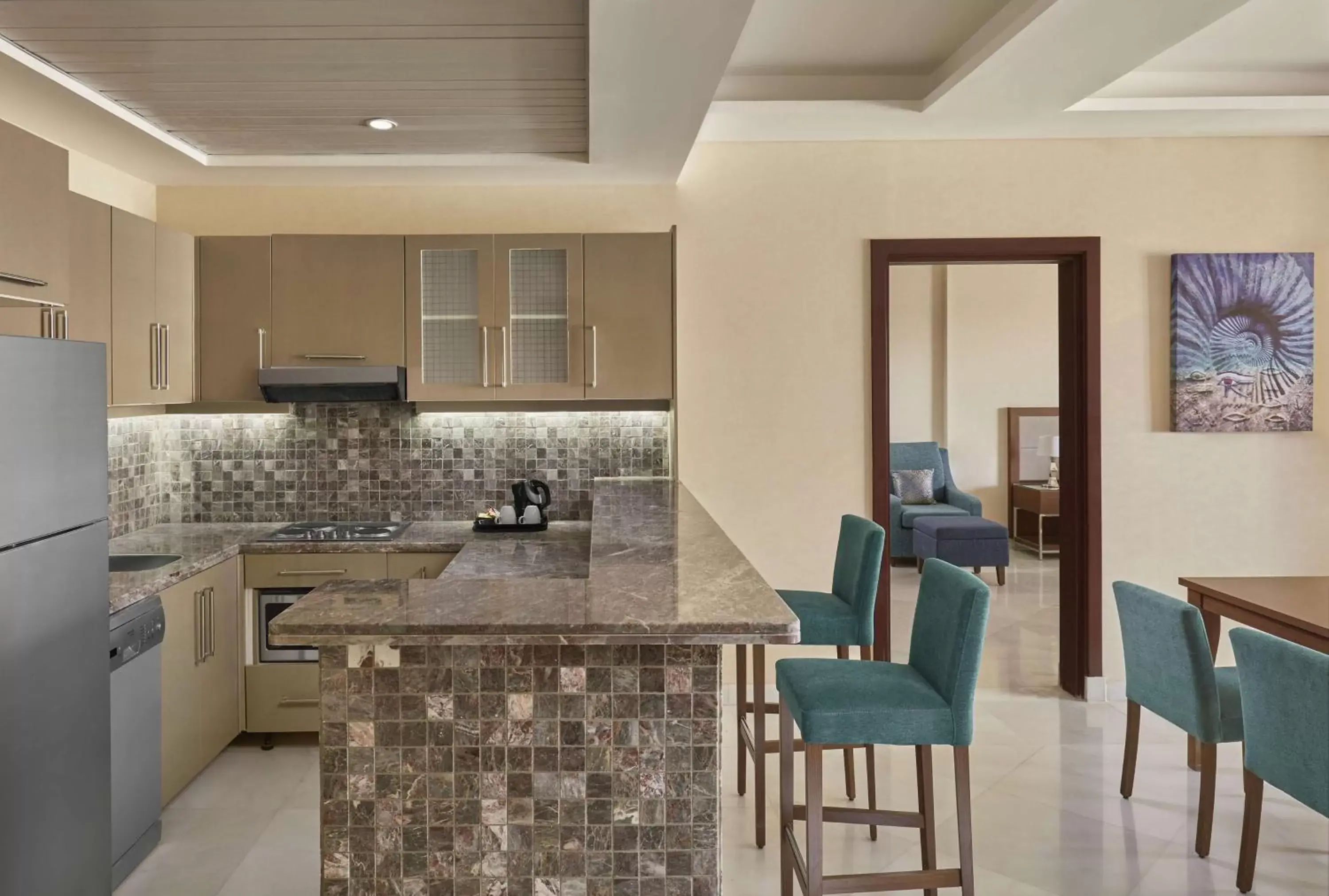 Kitchen or kitchenette, Kitchen/Kitchenette in Hilton Hurghada Plaza Hotel