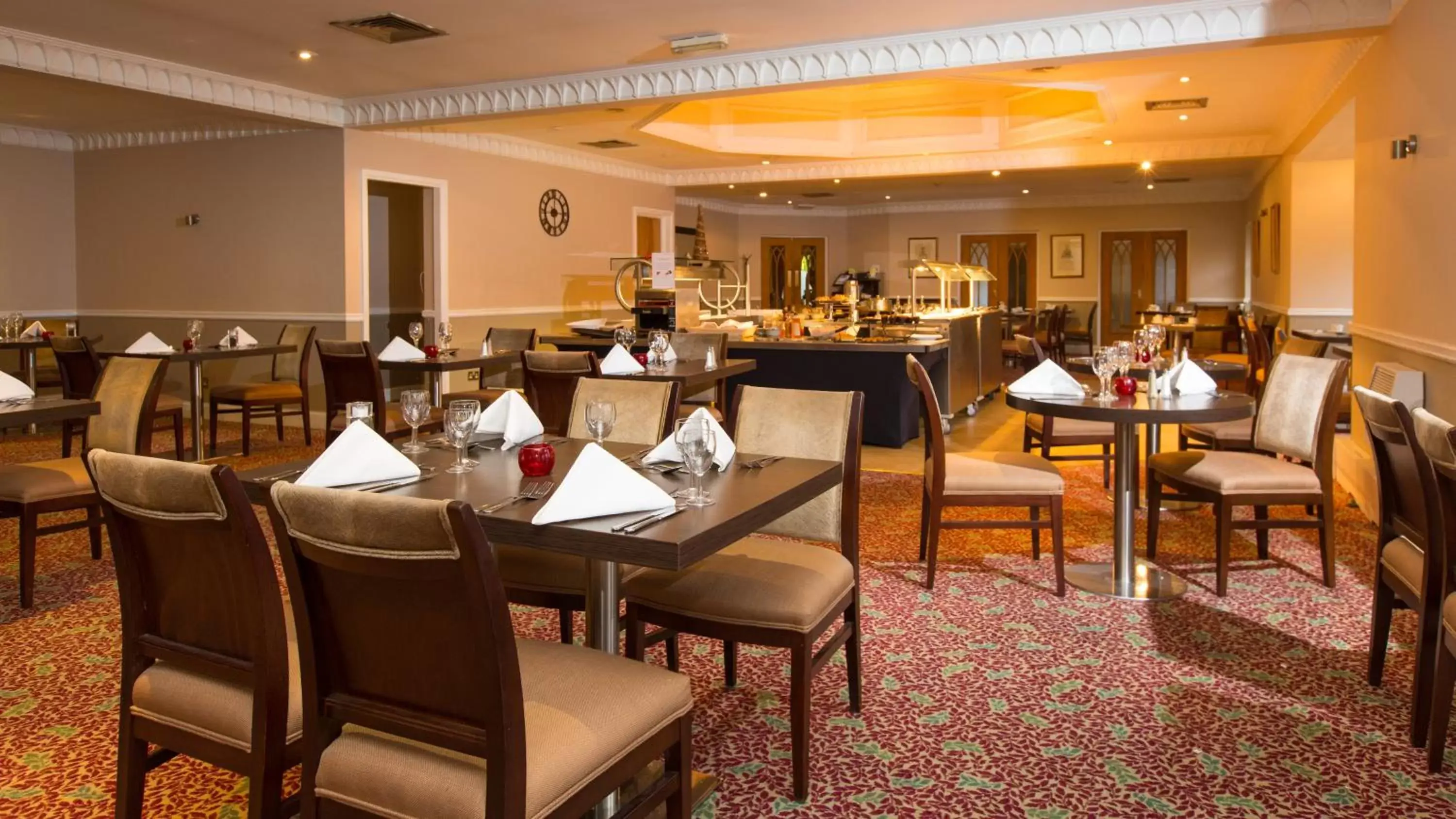 Restaurant/places to eat in Bridgewood Manor Hotel & Spa