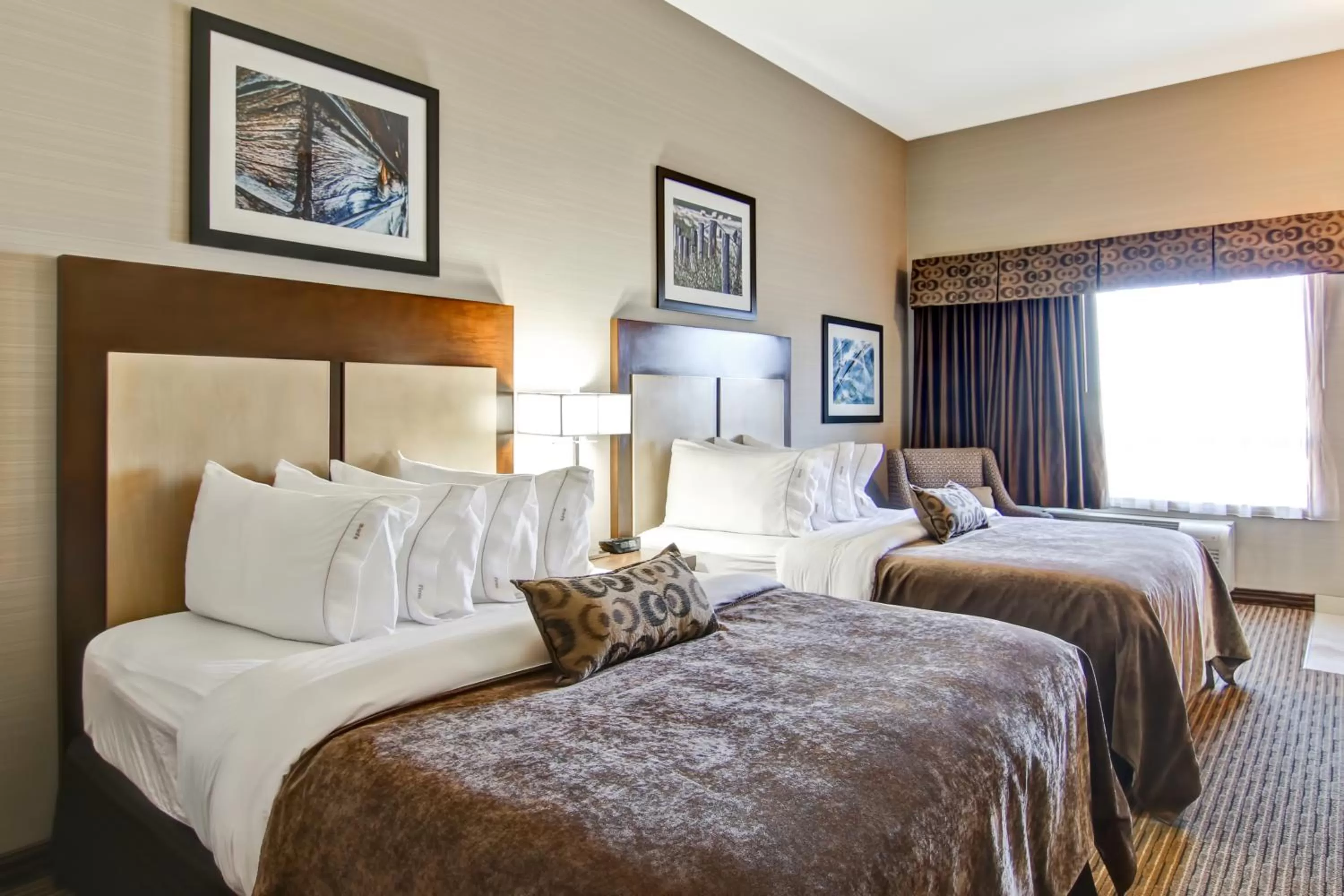 Bed in Canalta Hotel Shaunavon