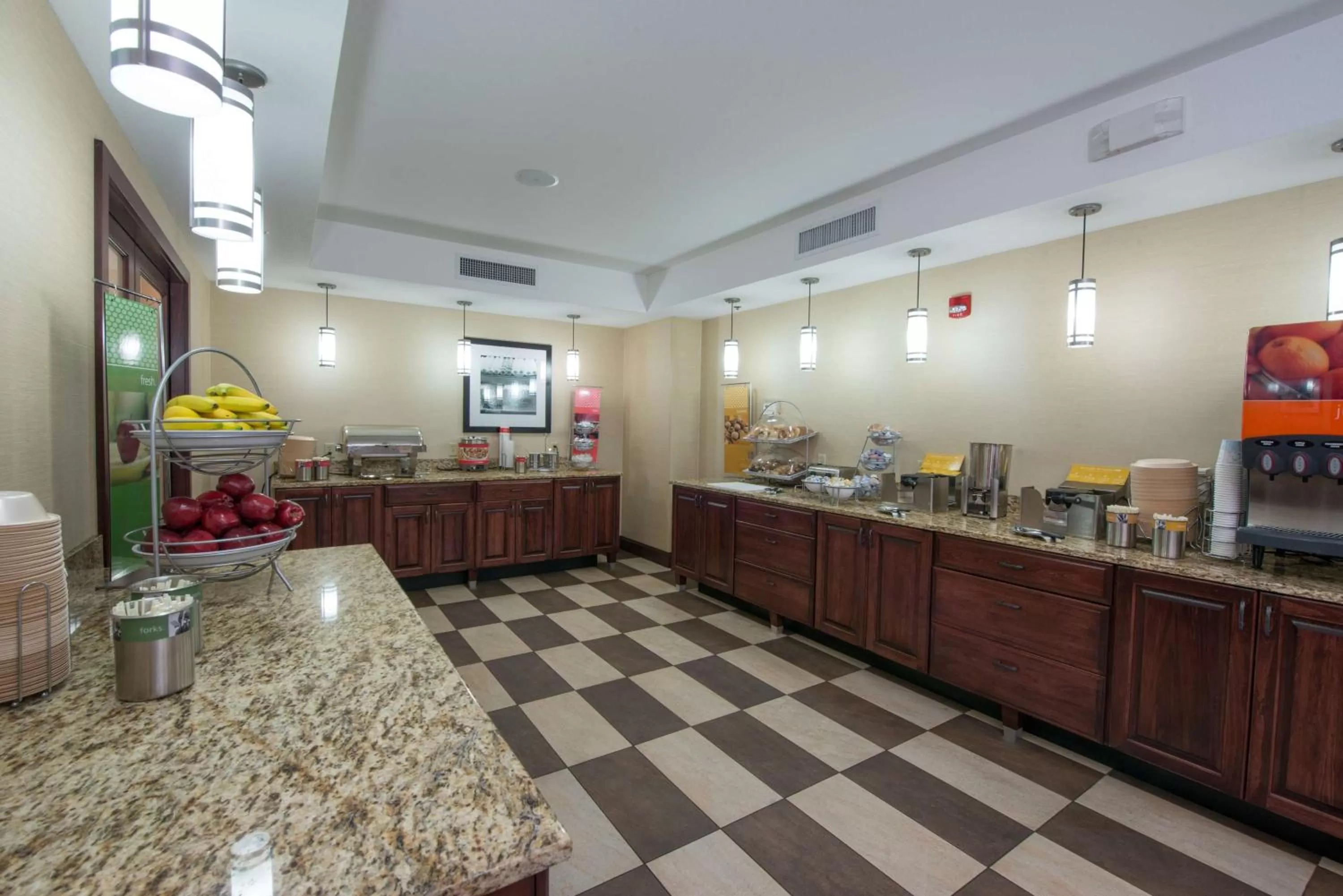 Restaurant/places to eat in Hampton Inn Bismarck