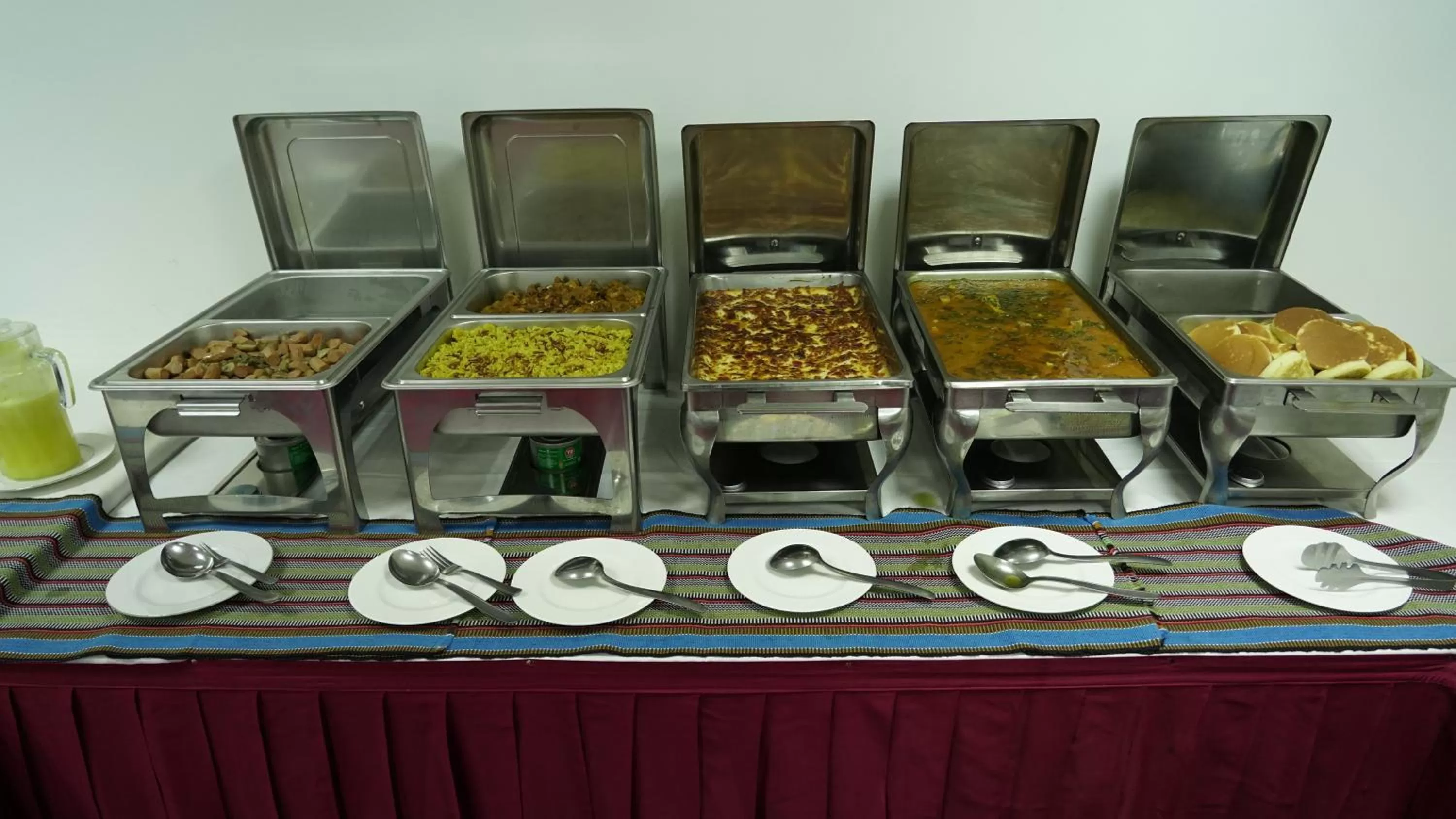 Restaurant/places to eat in Asia Pacific Hotel