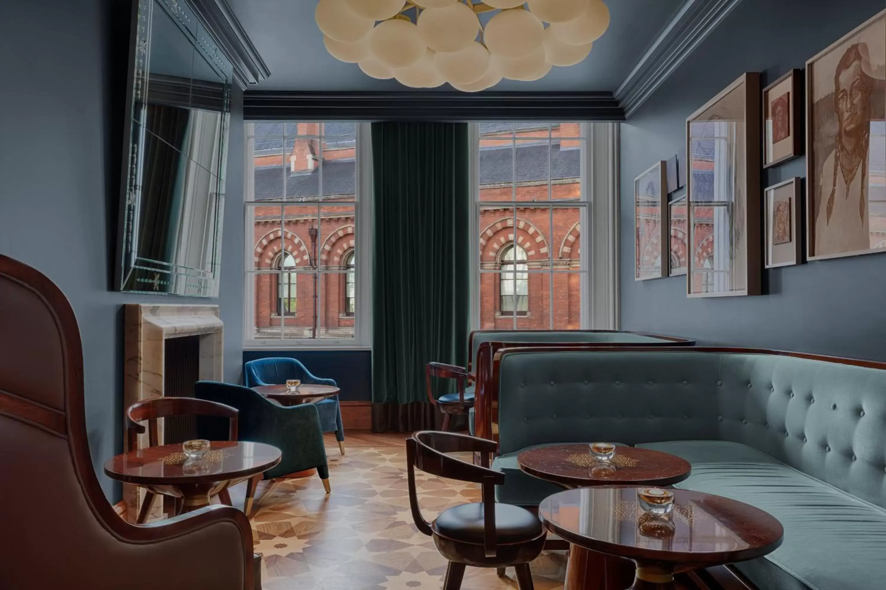 Lounge or bar, Seating Area in Great Northern Hotel, A Tribute Portfolio Hotel, London